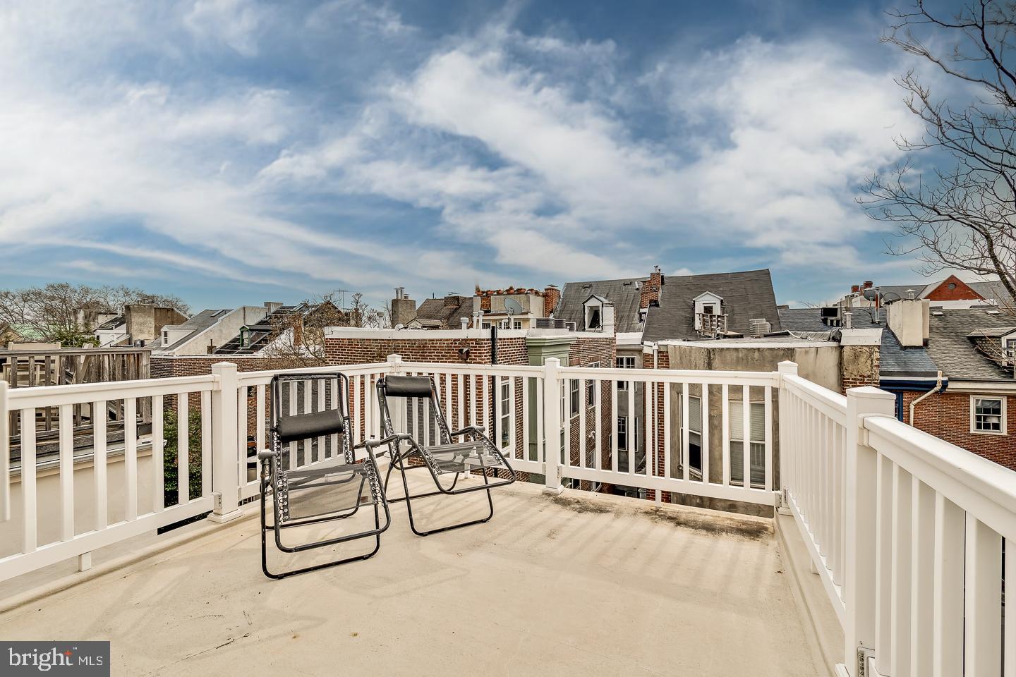 SOCIETY HILL - Residential