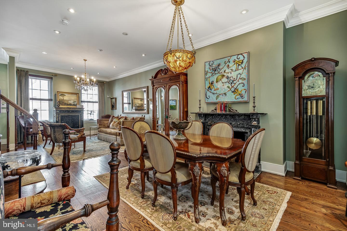 SOCIETY HILL - Residential