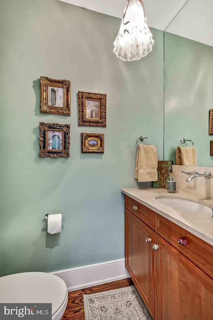 SOCIETY HILL - Residential