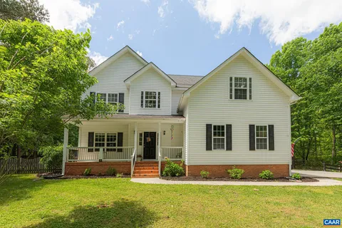 251 Ivy Glen Ln, Bumpass, VA MLS: 664166