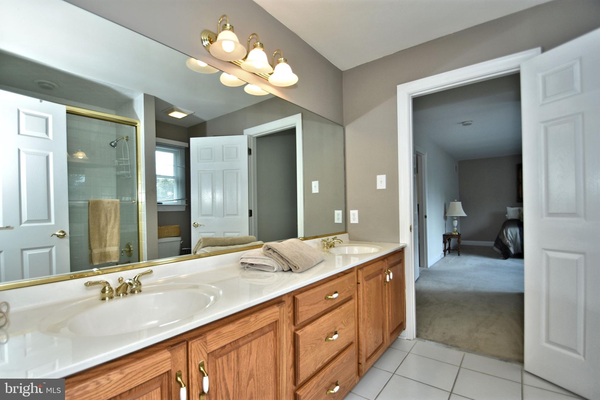 BOWMANS TOWER FARM - Residential