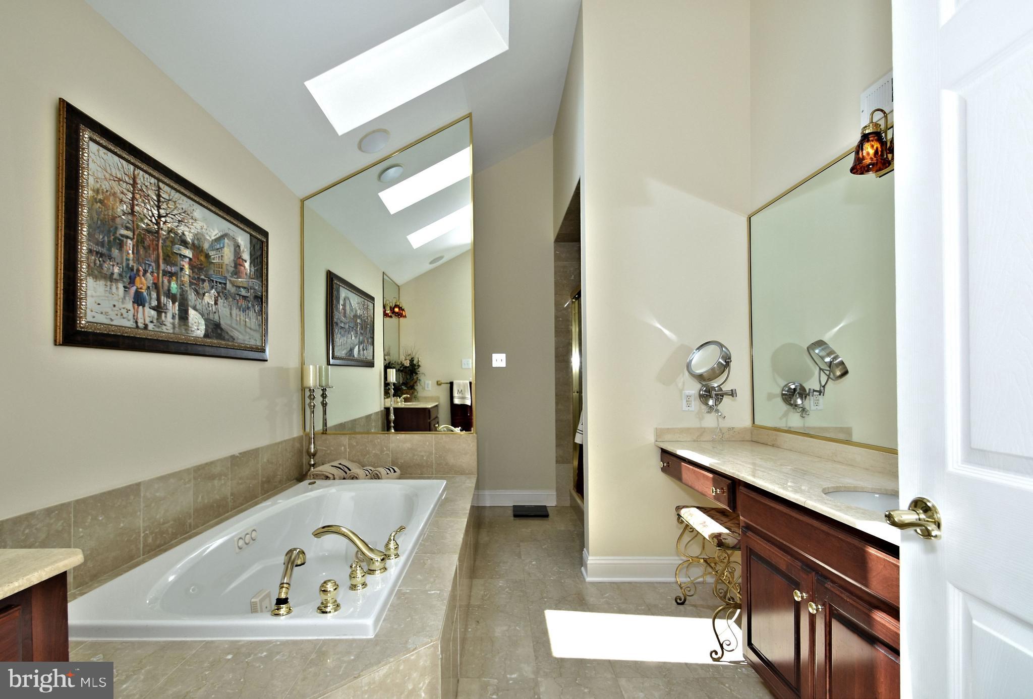 BOWMANS TOWER FARM - Residential