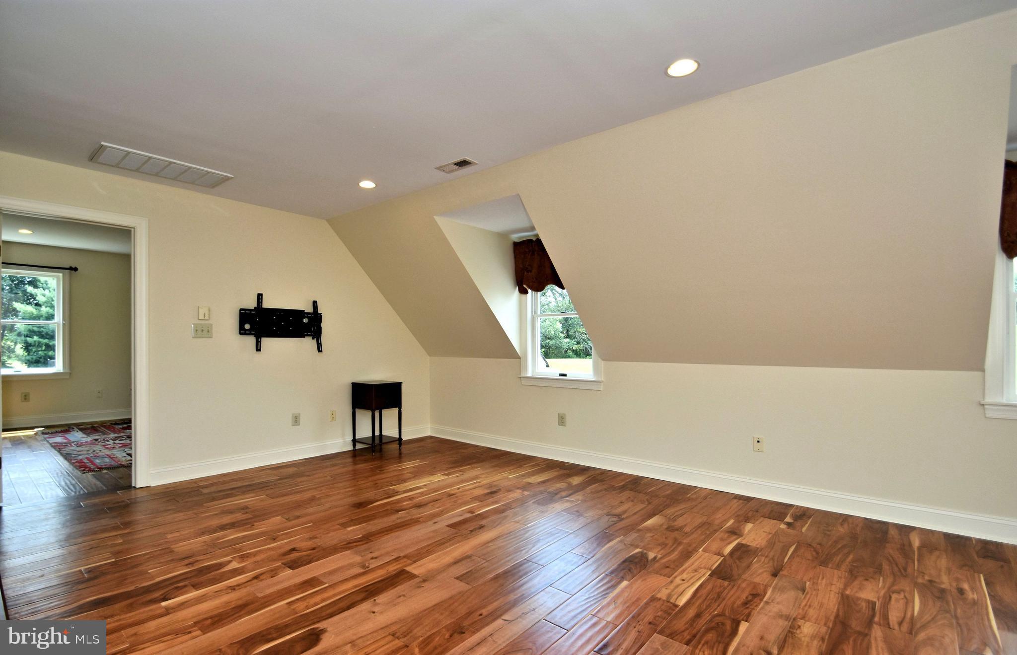 BOWMANS TOWER FARM - Residential