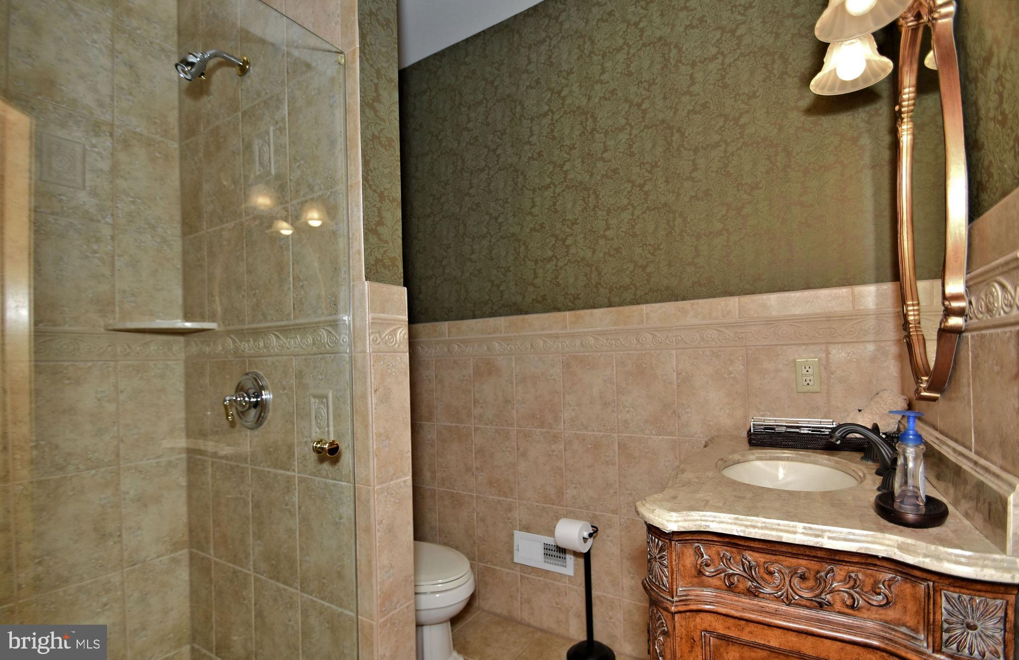 BOWMANS TOWER FARM - Residential