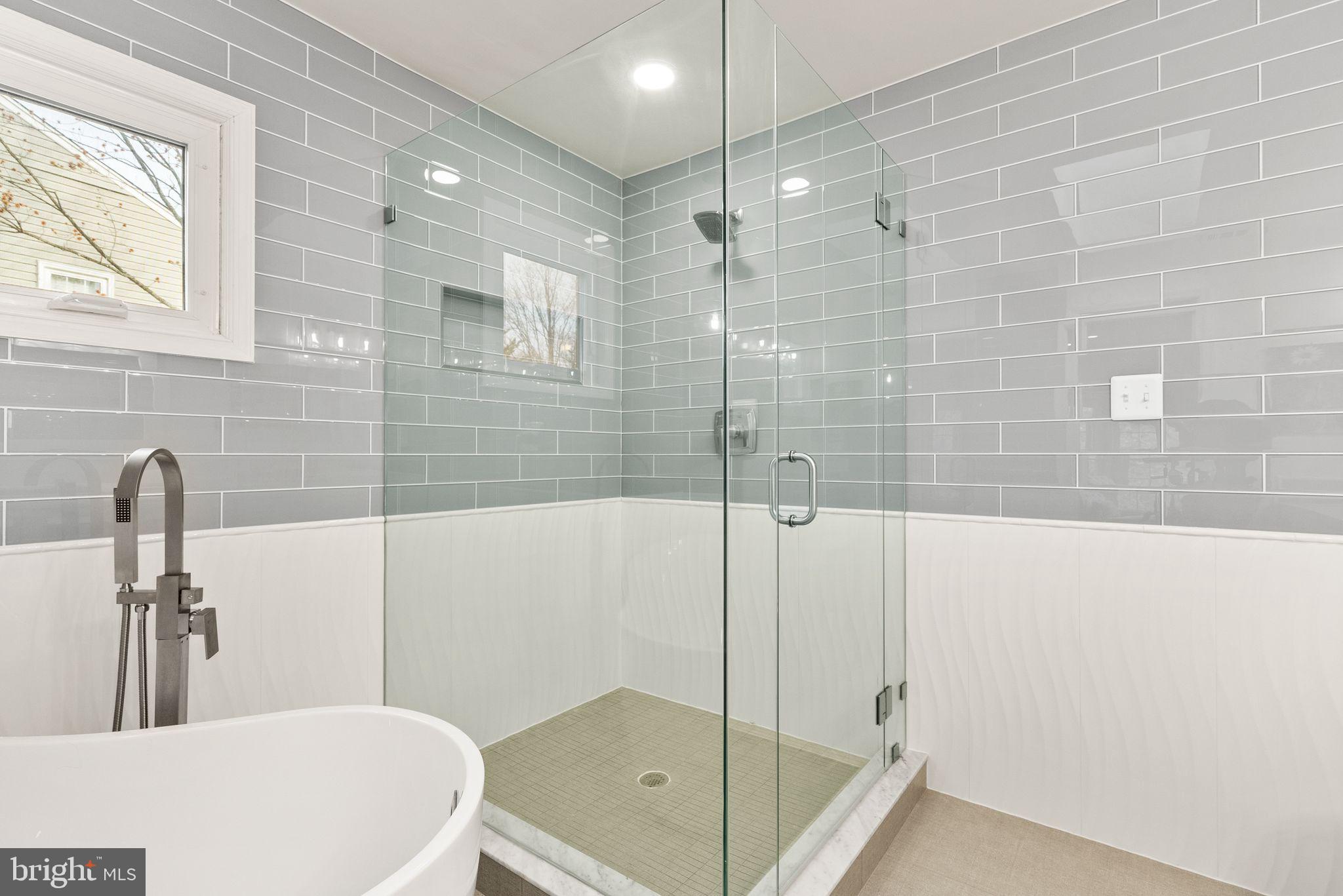 LITTLE ROCKY RUN - Residential