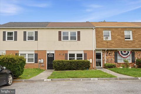 Townhouse For Sale - 304 Ash Hollow Drive<br/> WINCHESTER, VA 22602