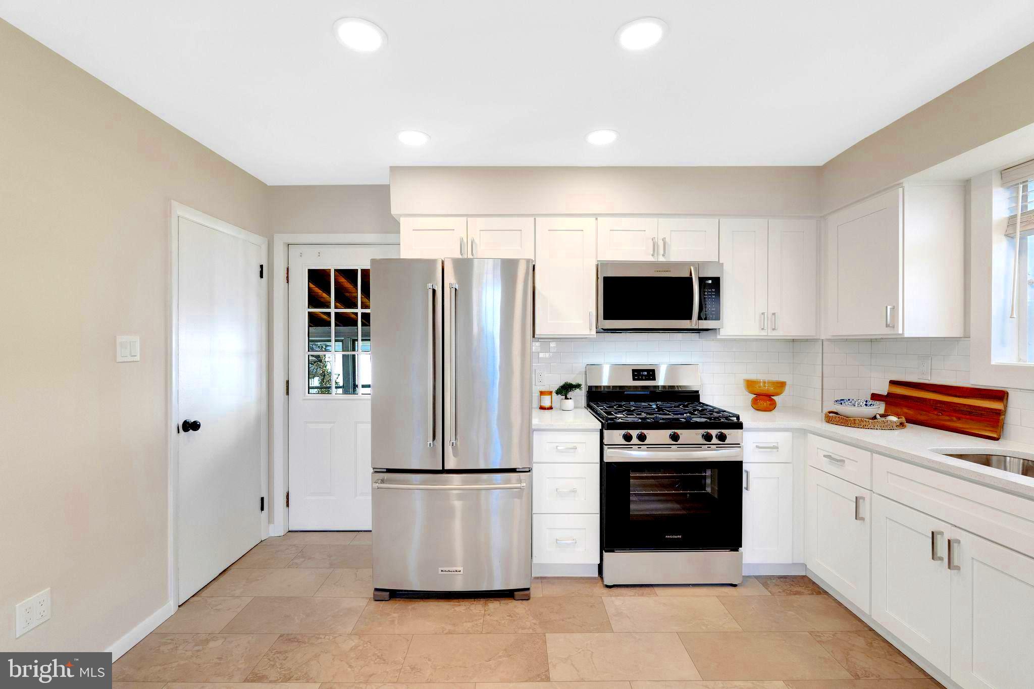 WILLOW GROVE - Residential