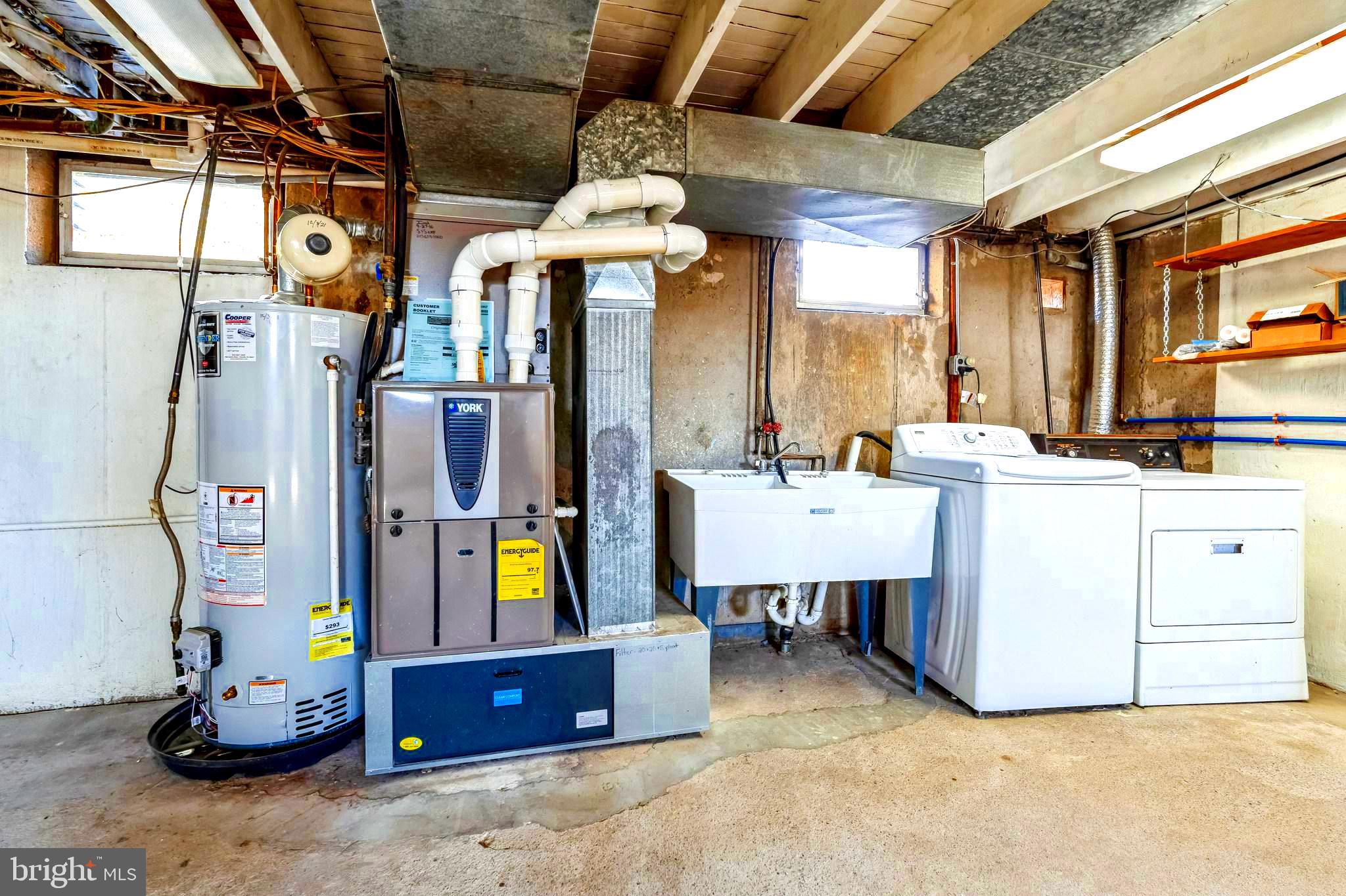 WILLOW GROVE - Residential