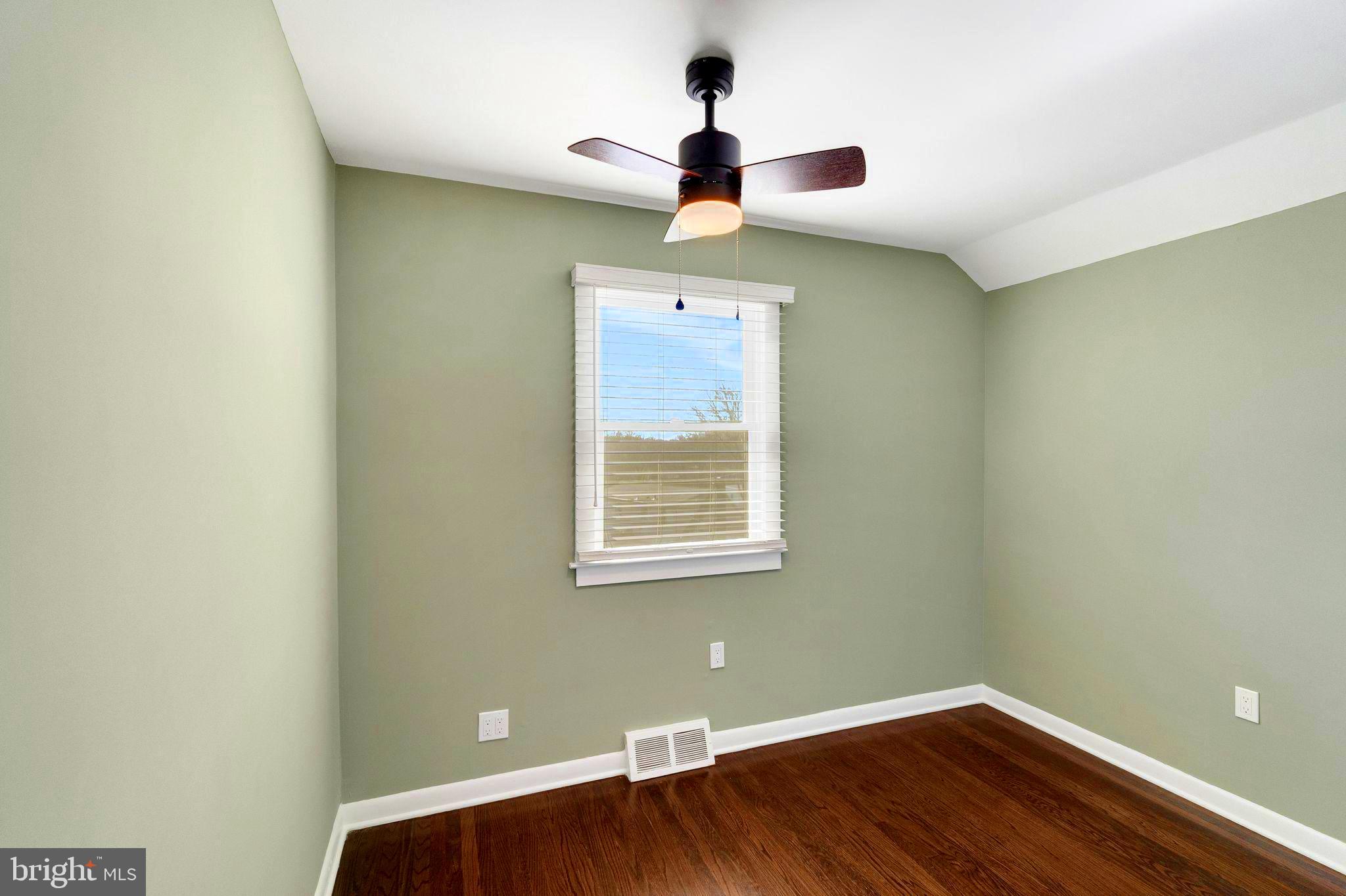 WILLOW GROVE - Residential