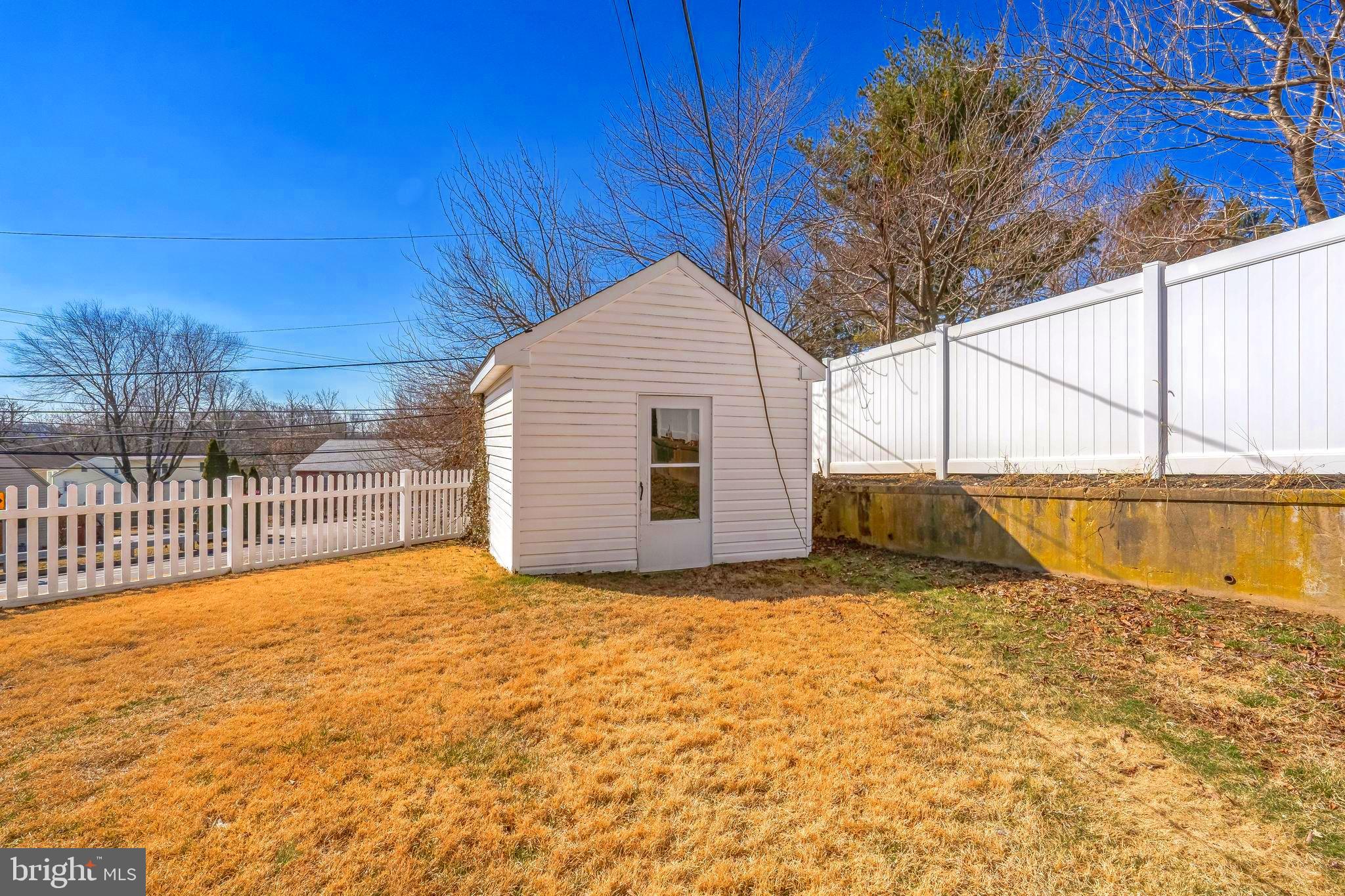 WILLOW GROVE - Residential