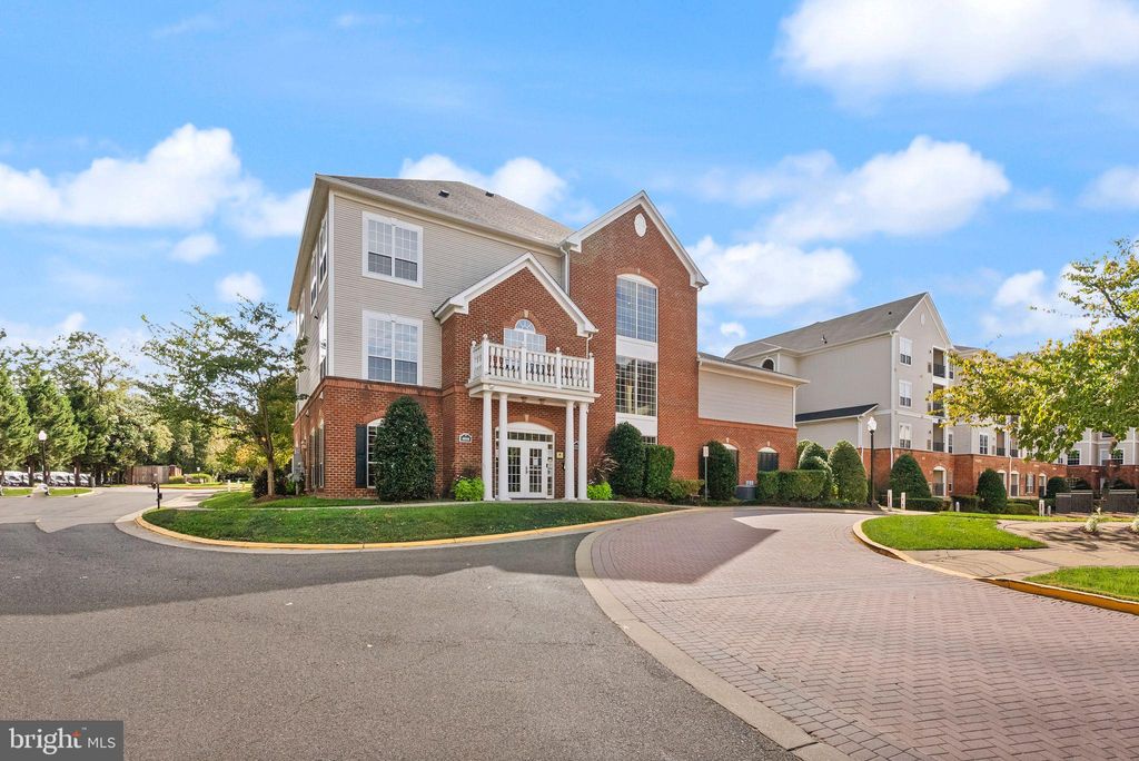 Photo of 4860 Eisenhower Avenue #180, ALEXANDRIA, VA 22304 (MLS # VAAX2050632)