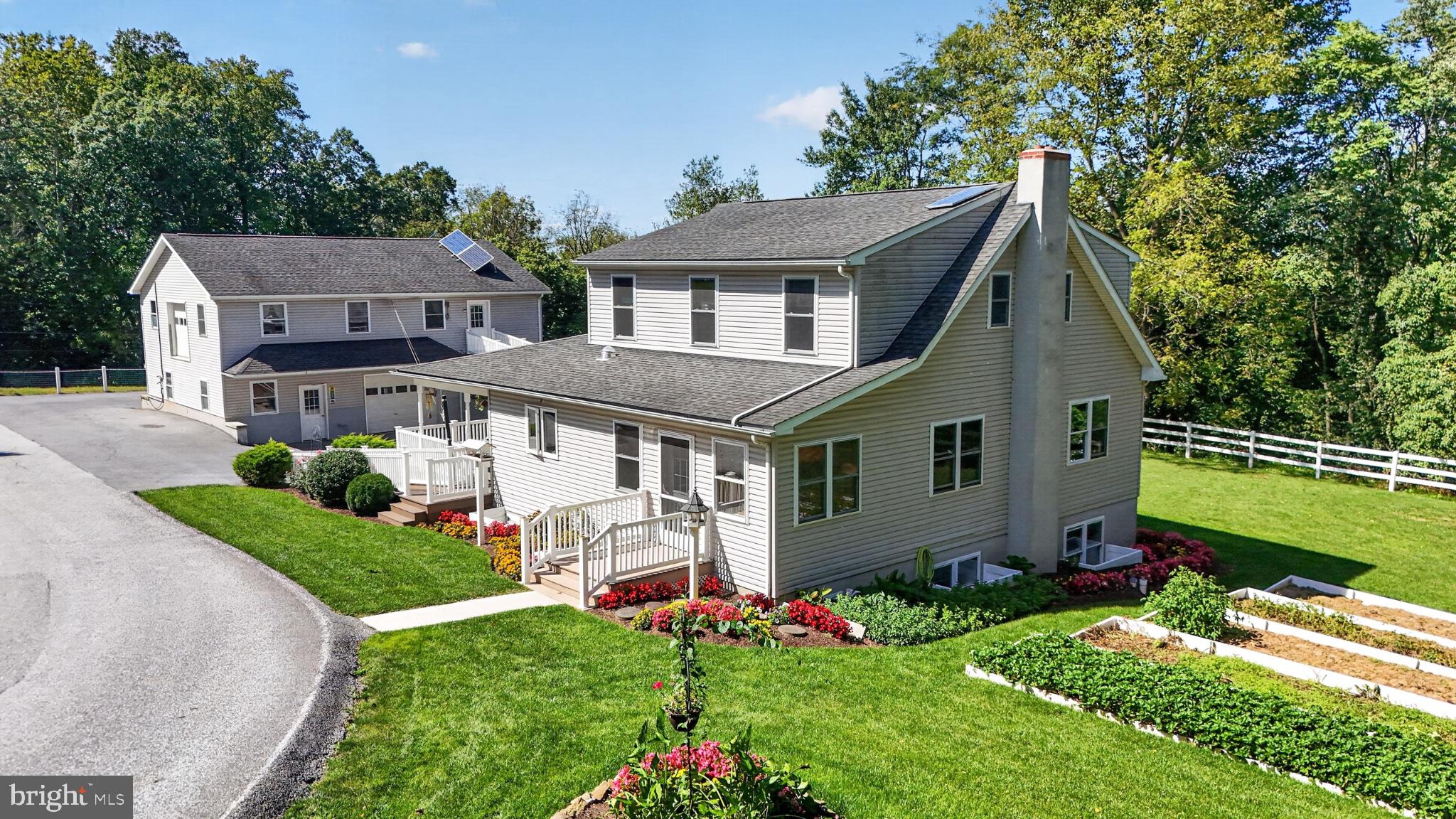 901 SMYRNA ROAD
