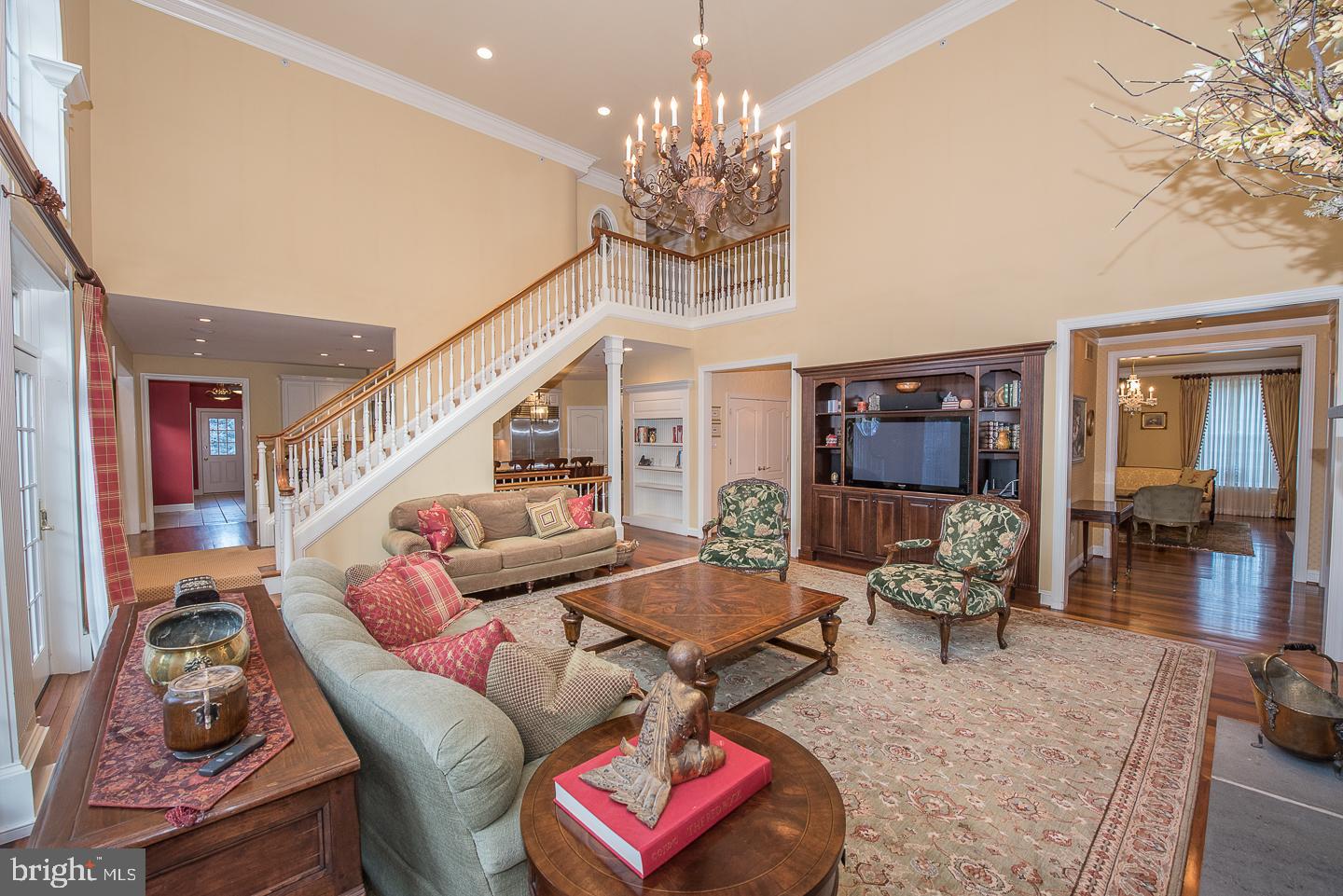 WHITEGATE - Residential