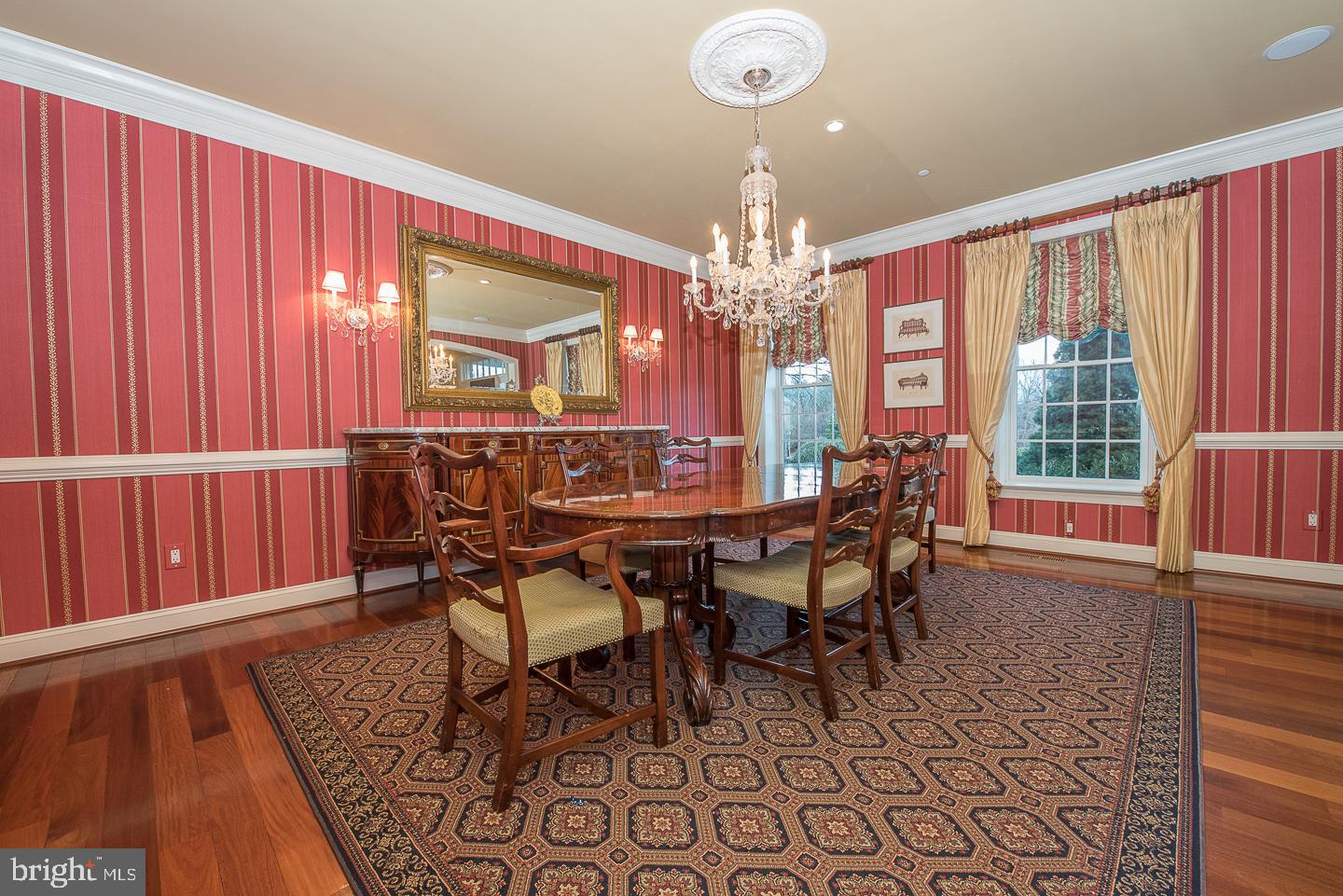 WHITEGATE - Residential