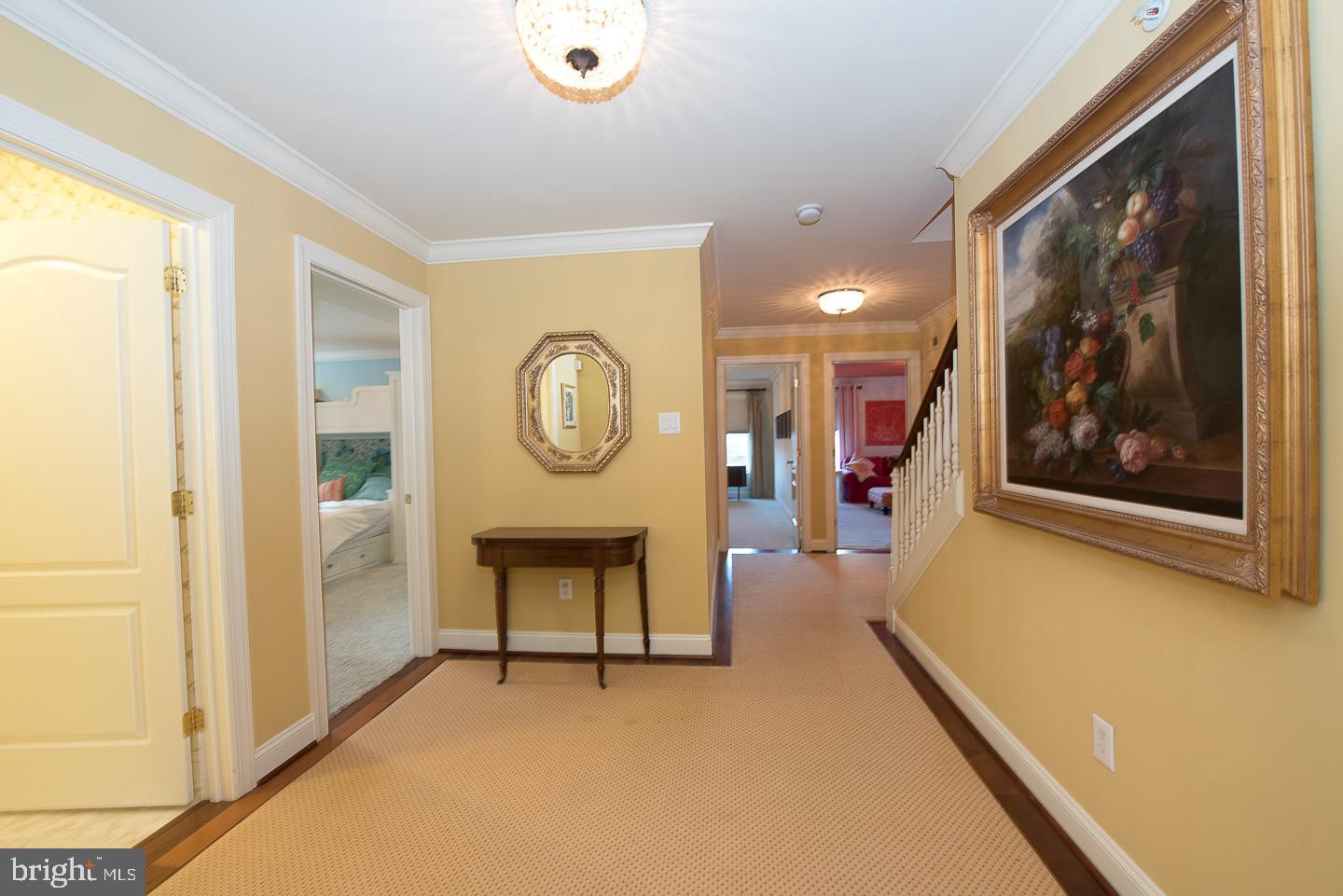 WHITEGATE - Residential