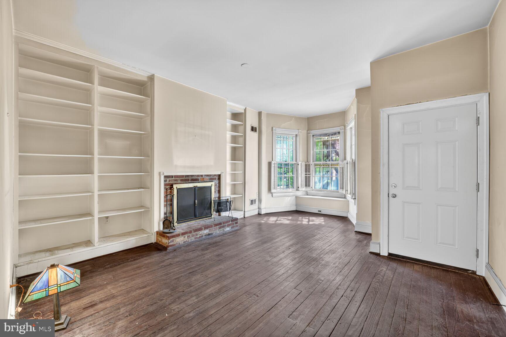 1002 INDEPENDENCE AVENUE SE