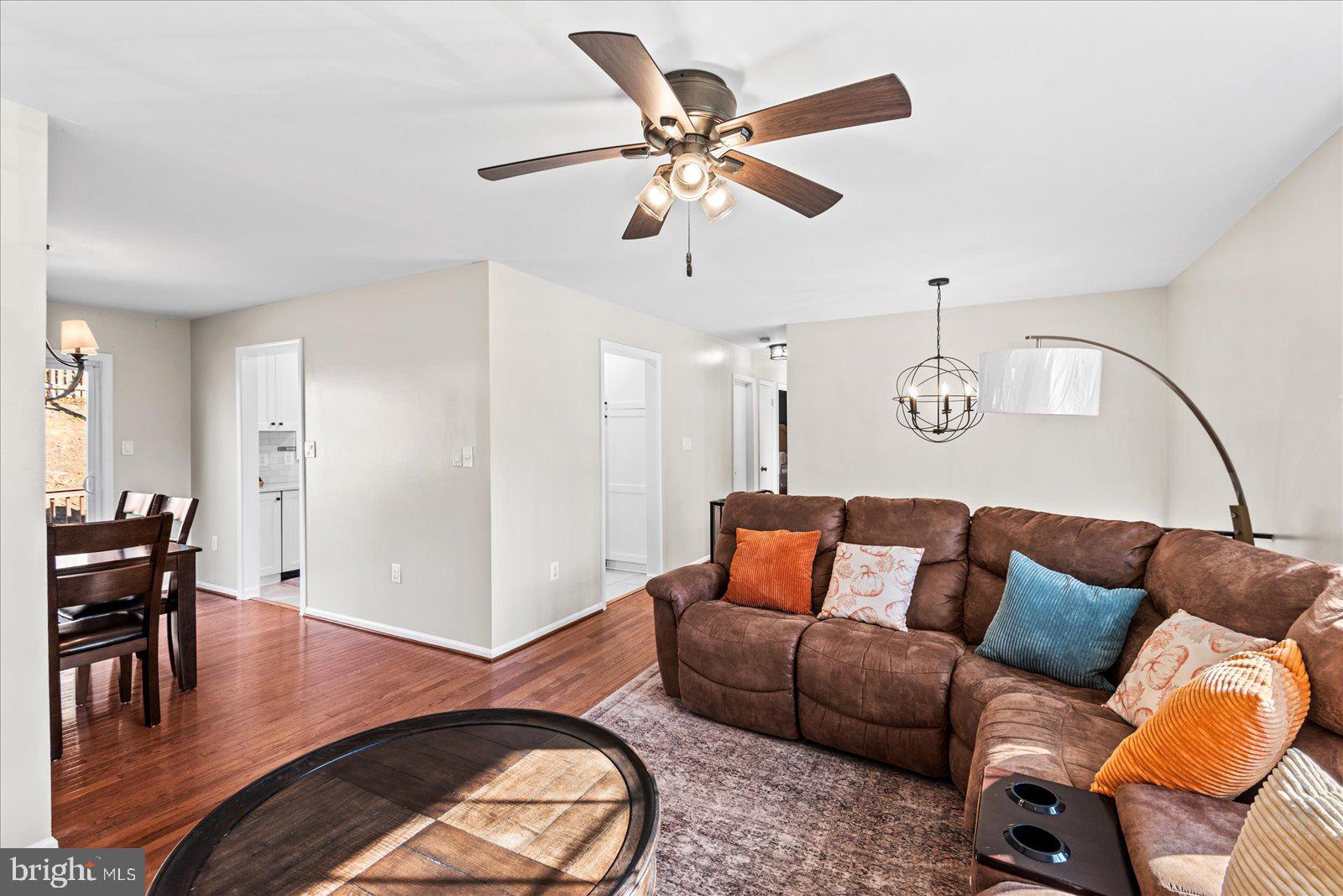 LAKE RIDGE - Residential