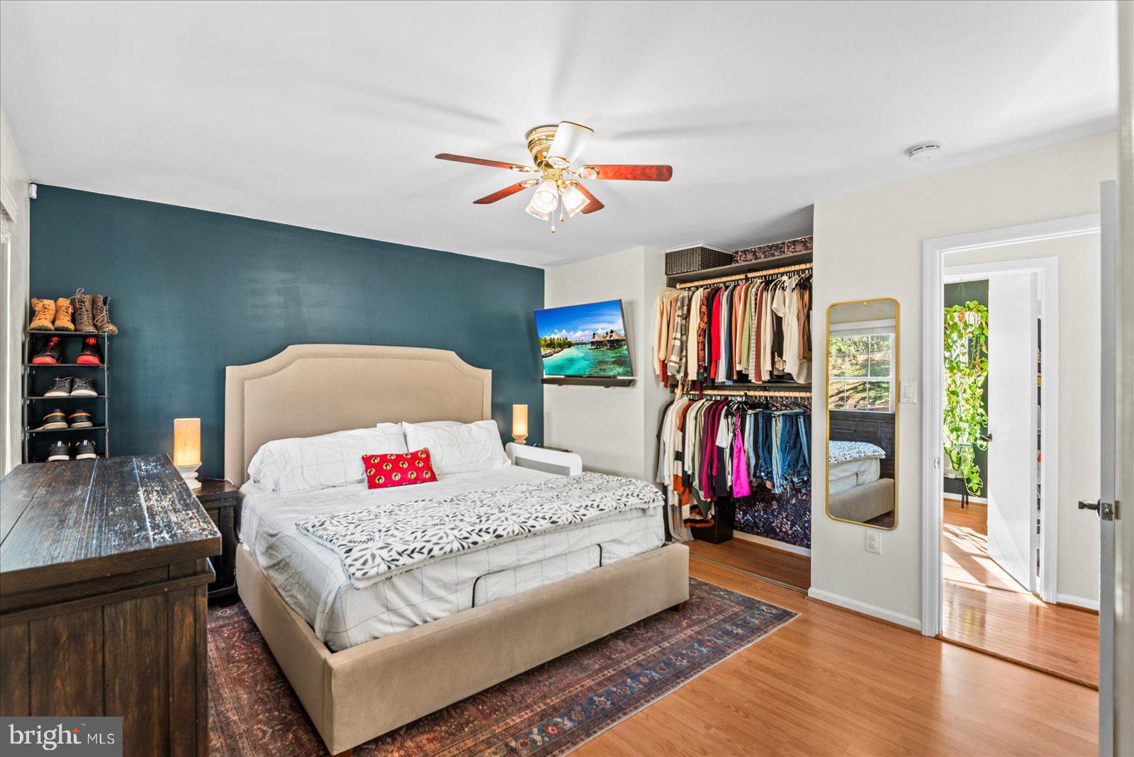 LAKE RIDGE - Residential