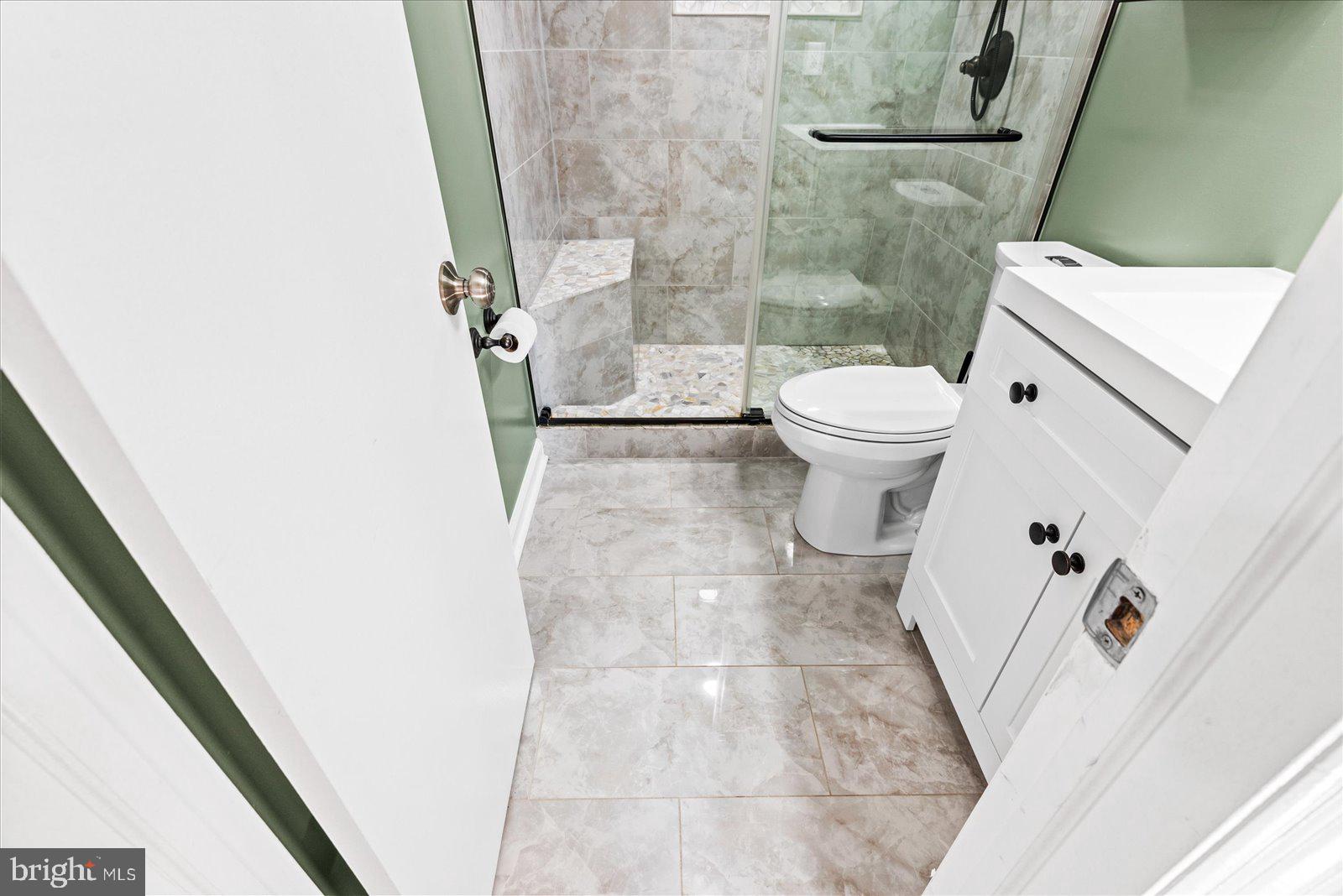 LAKE RIDGE - Residential