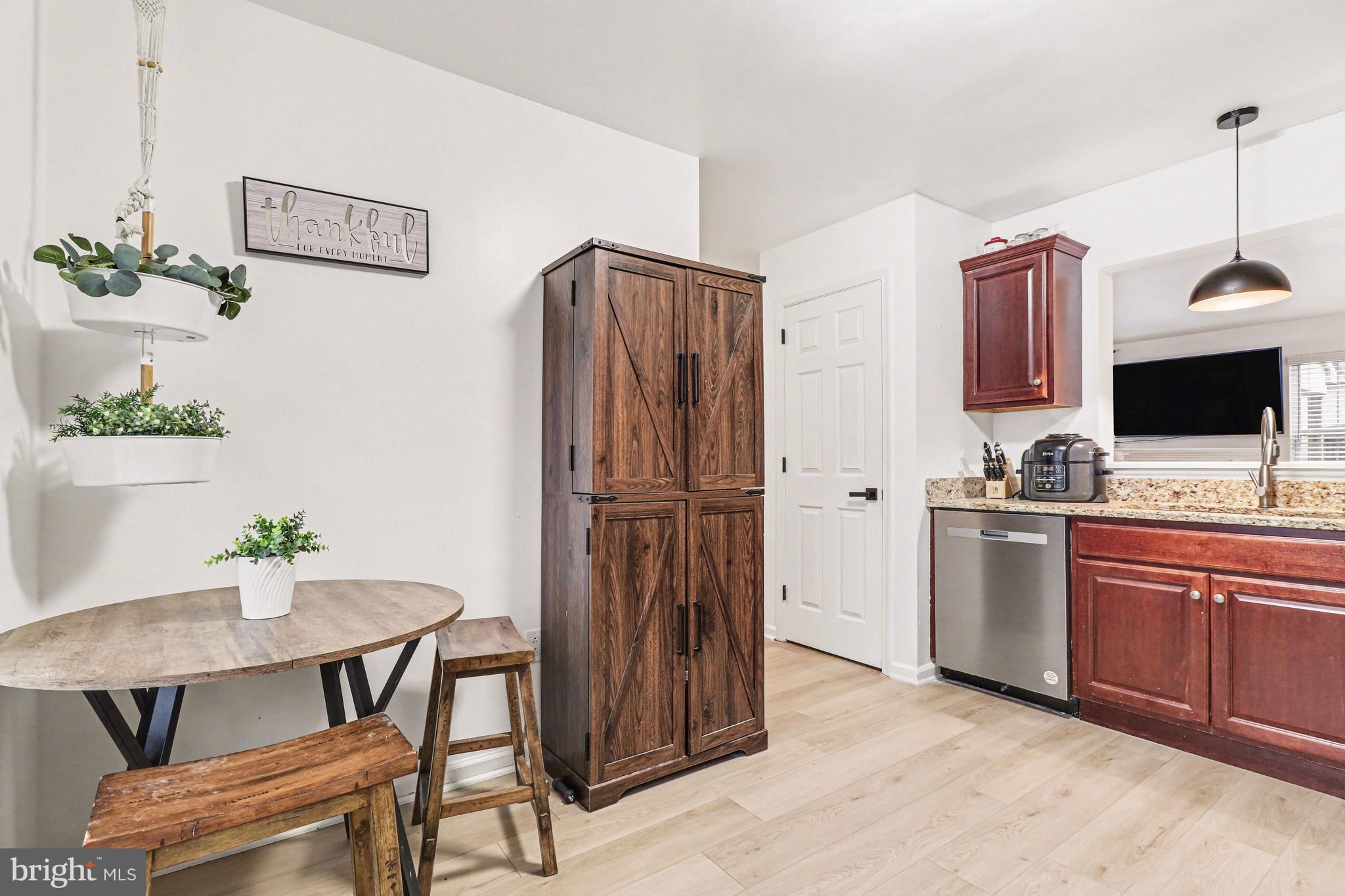 CROSSGATES - Residential