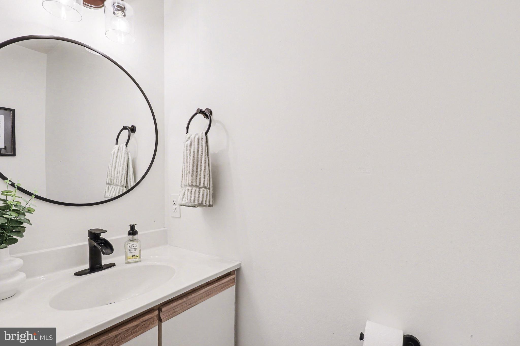 CROSSGATES - Residential