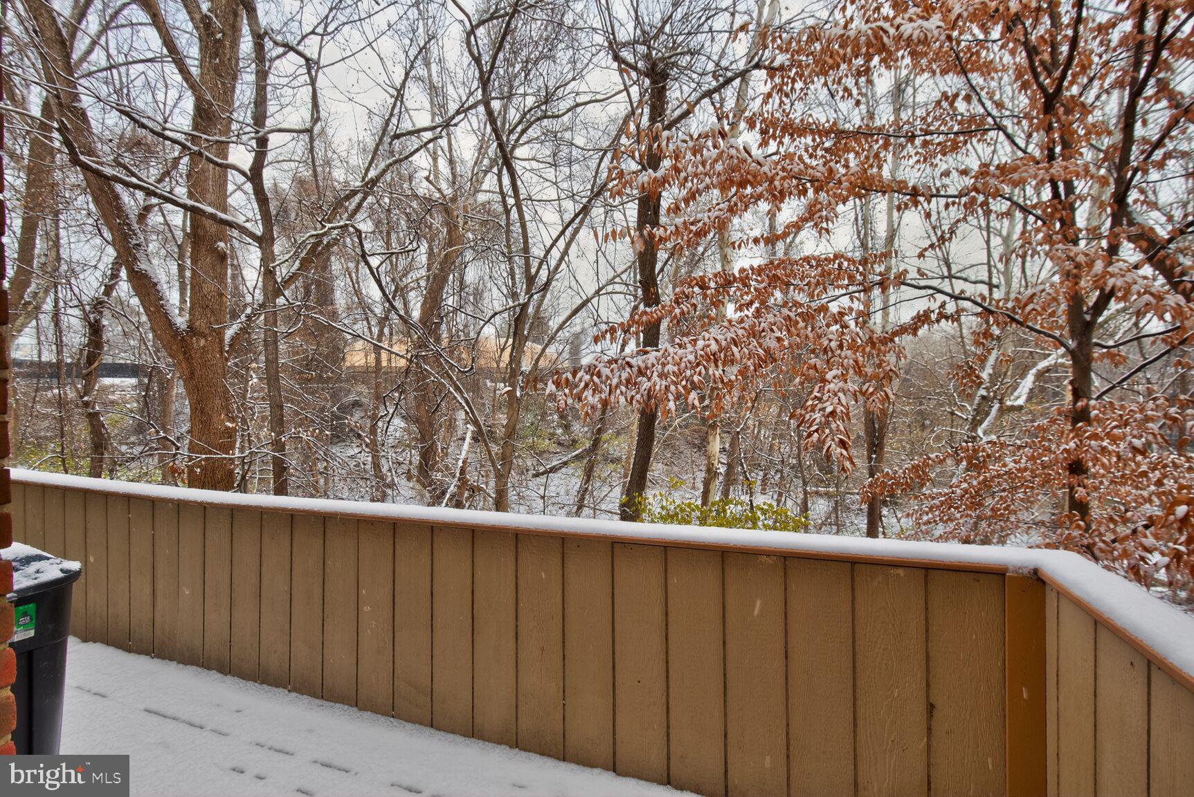 POTOMAC OUTSIDE - Residential Lease