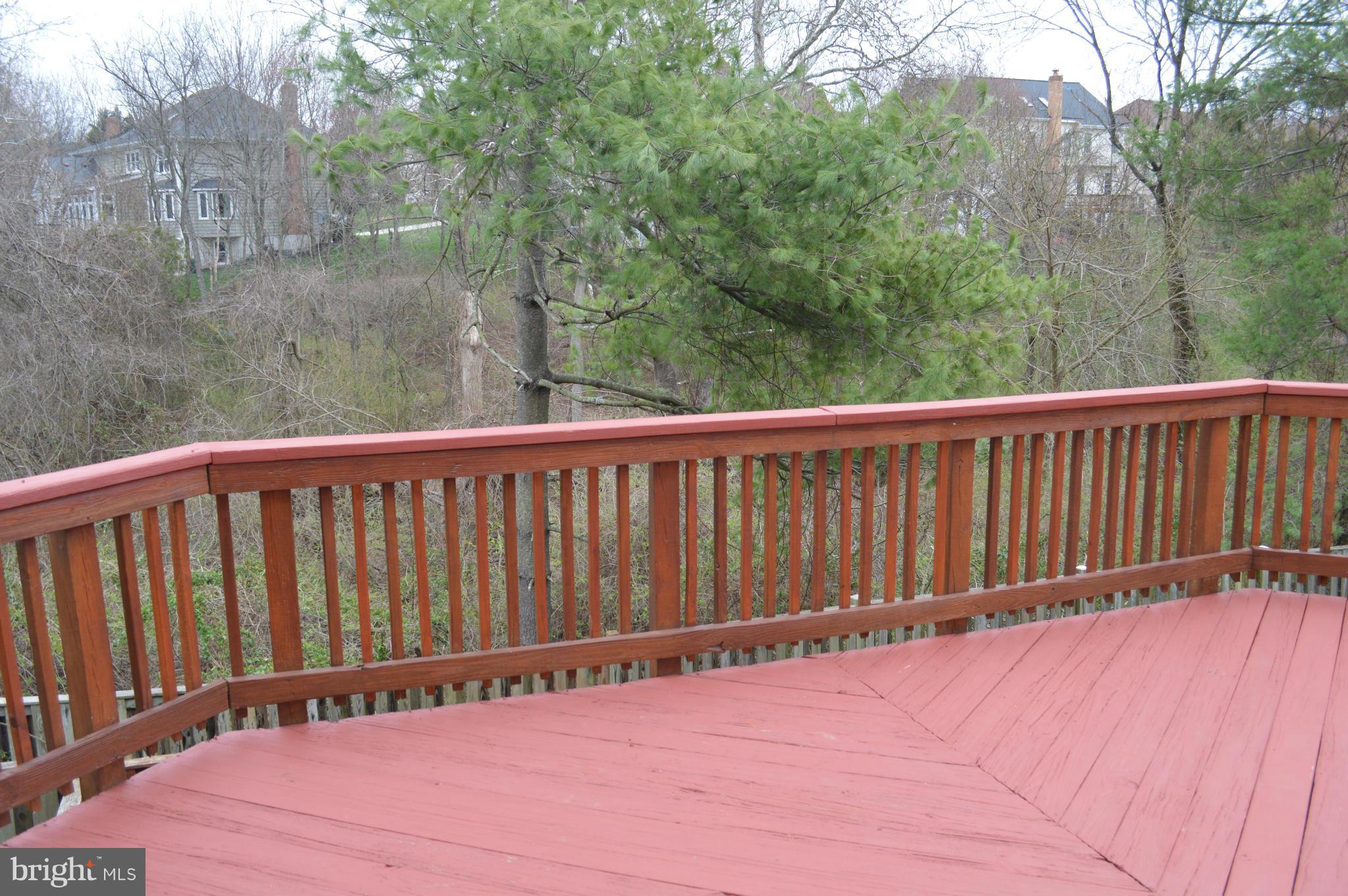 HIGHLAND MEWS - Residential Lease