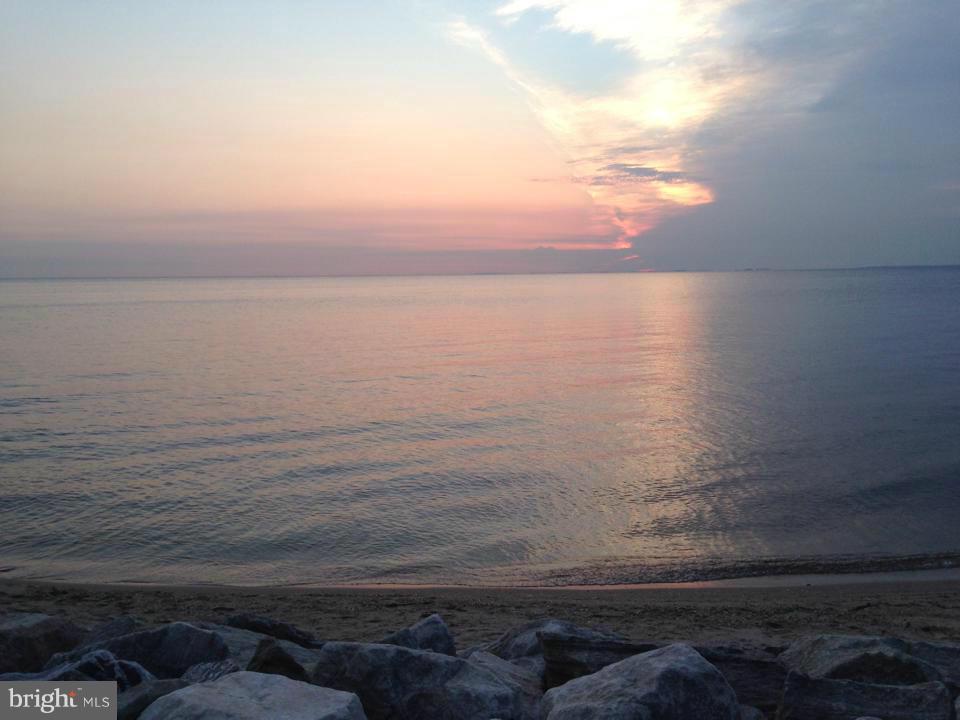 LONG BEACH - Residential