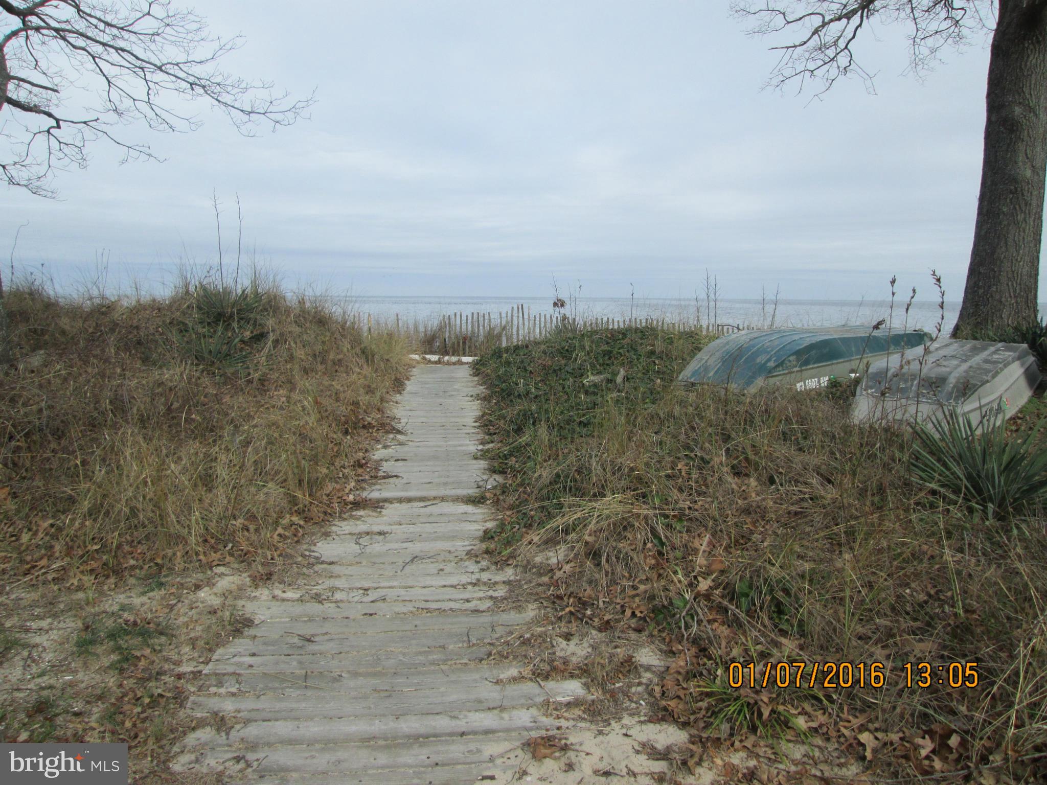 LONG BEACH - Residential