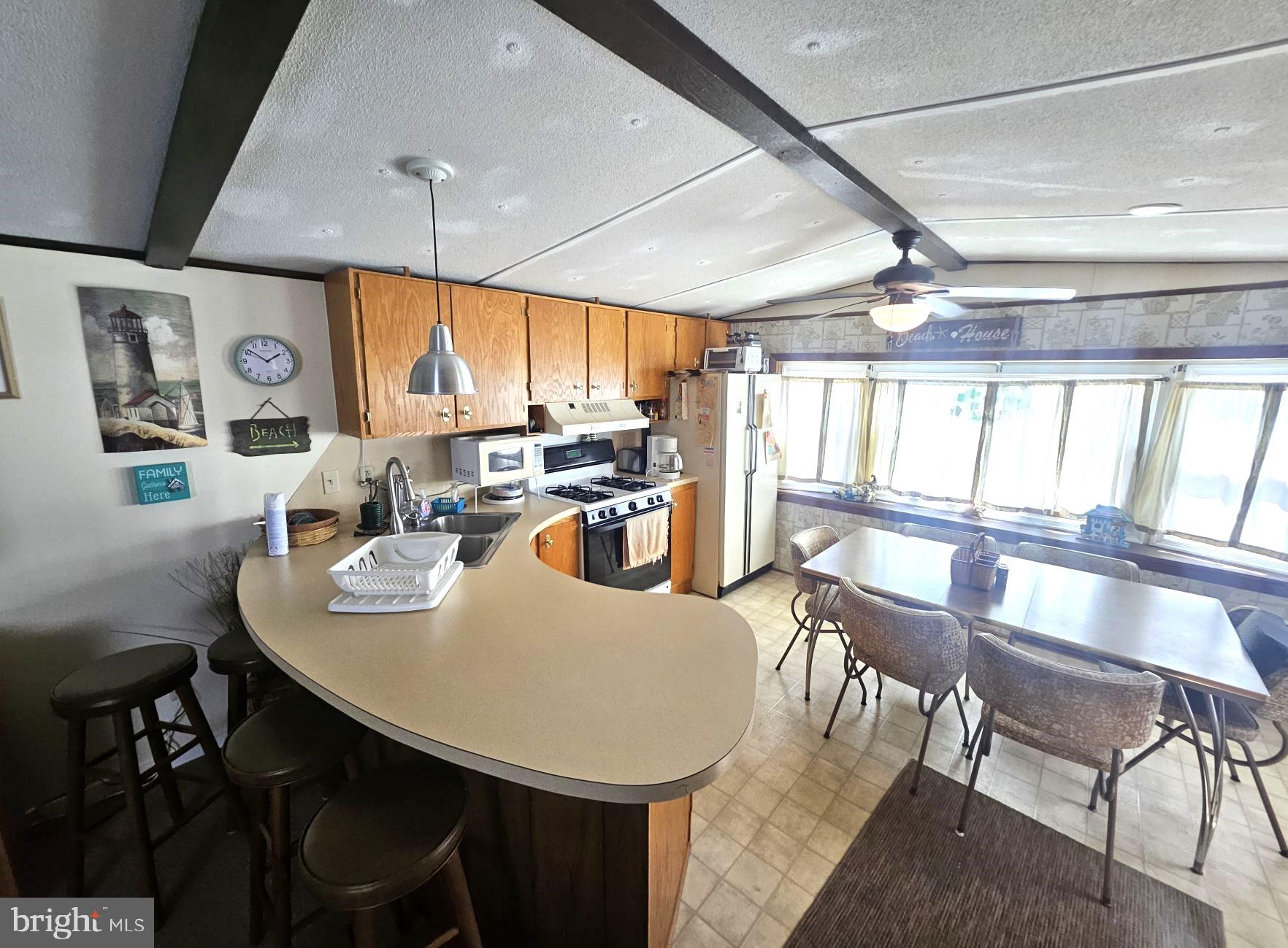 SUNDOWNER MHP - Residential