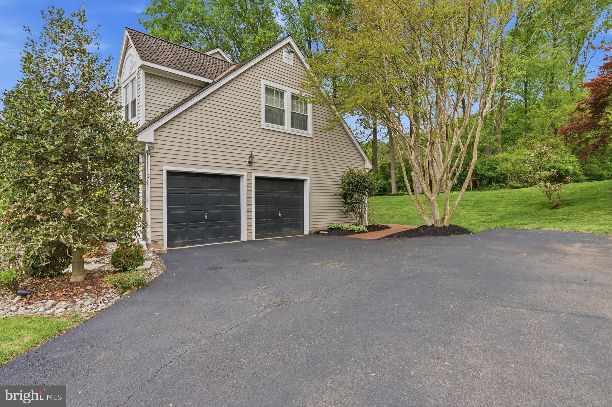 SOMERSET LAKE - Residential