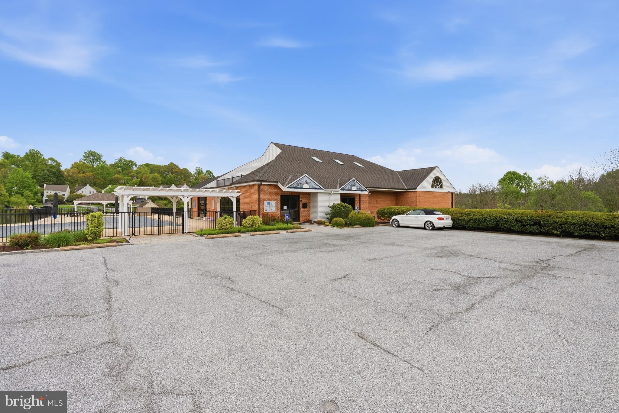 SOMERSET LAKE - Residential