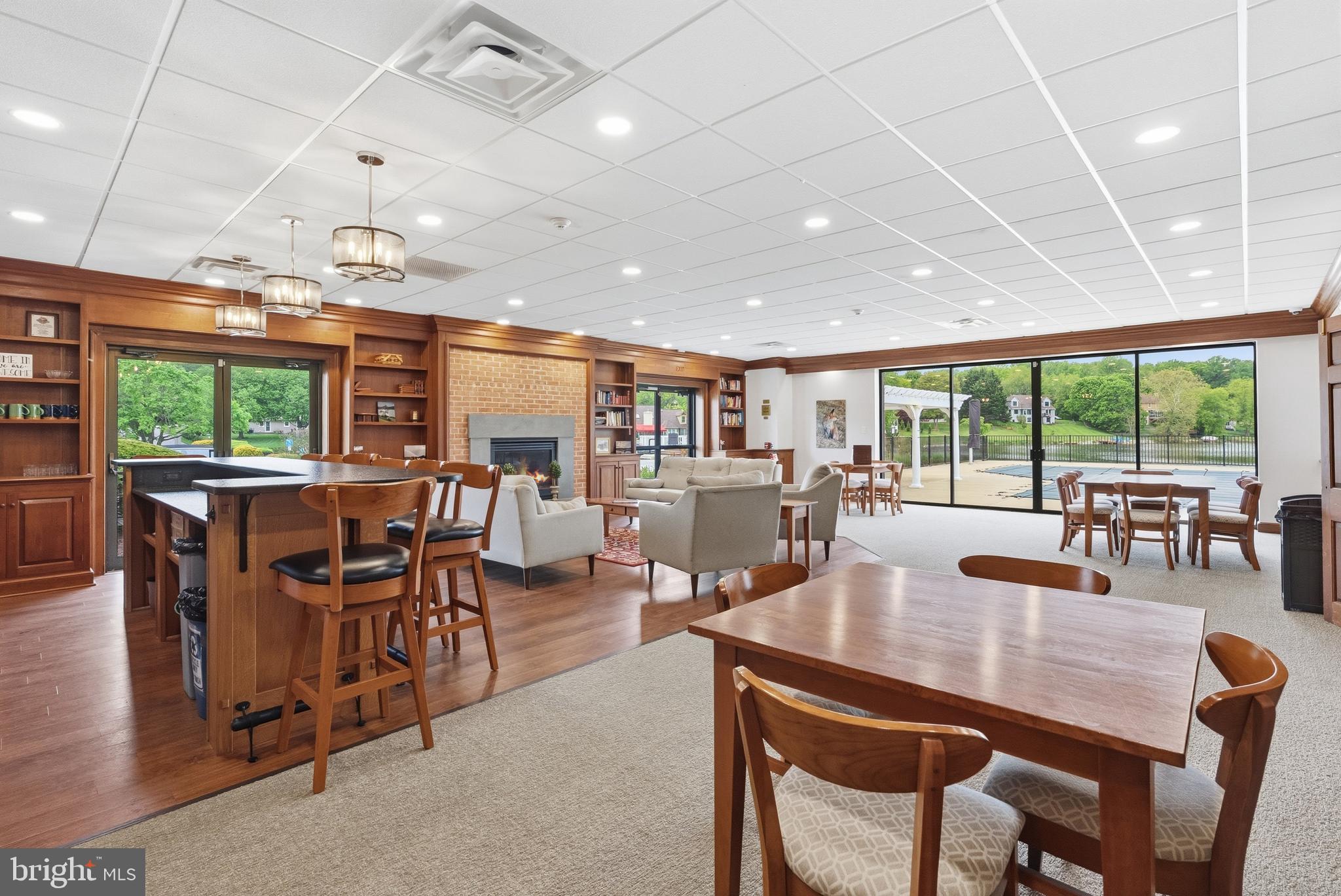 SOMERSET LAKE - Residential