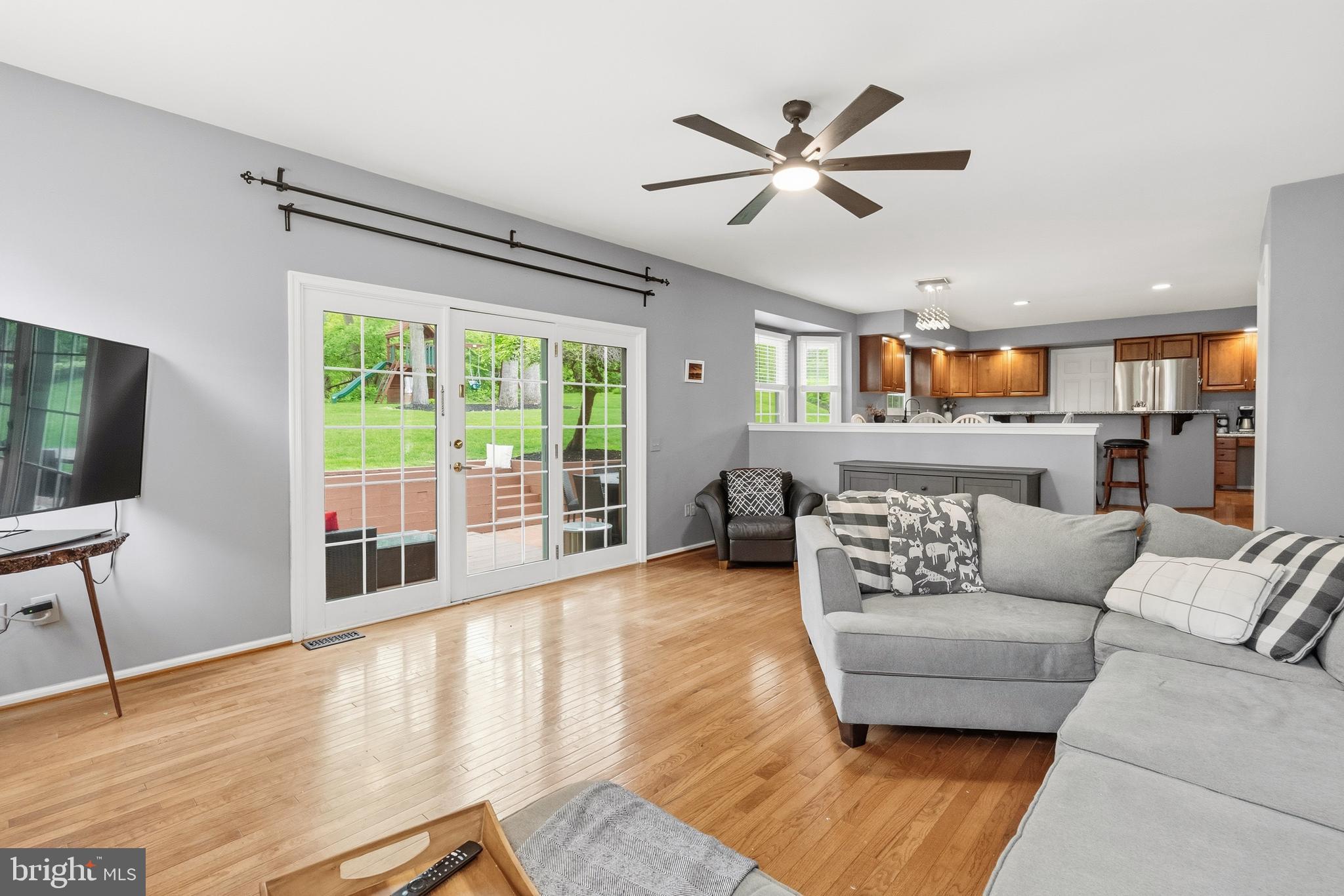 SOMERSET LAKE - Residential