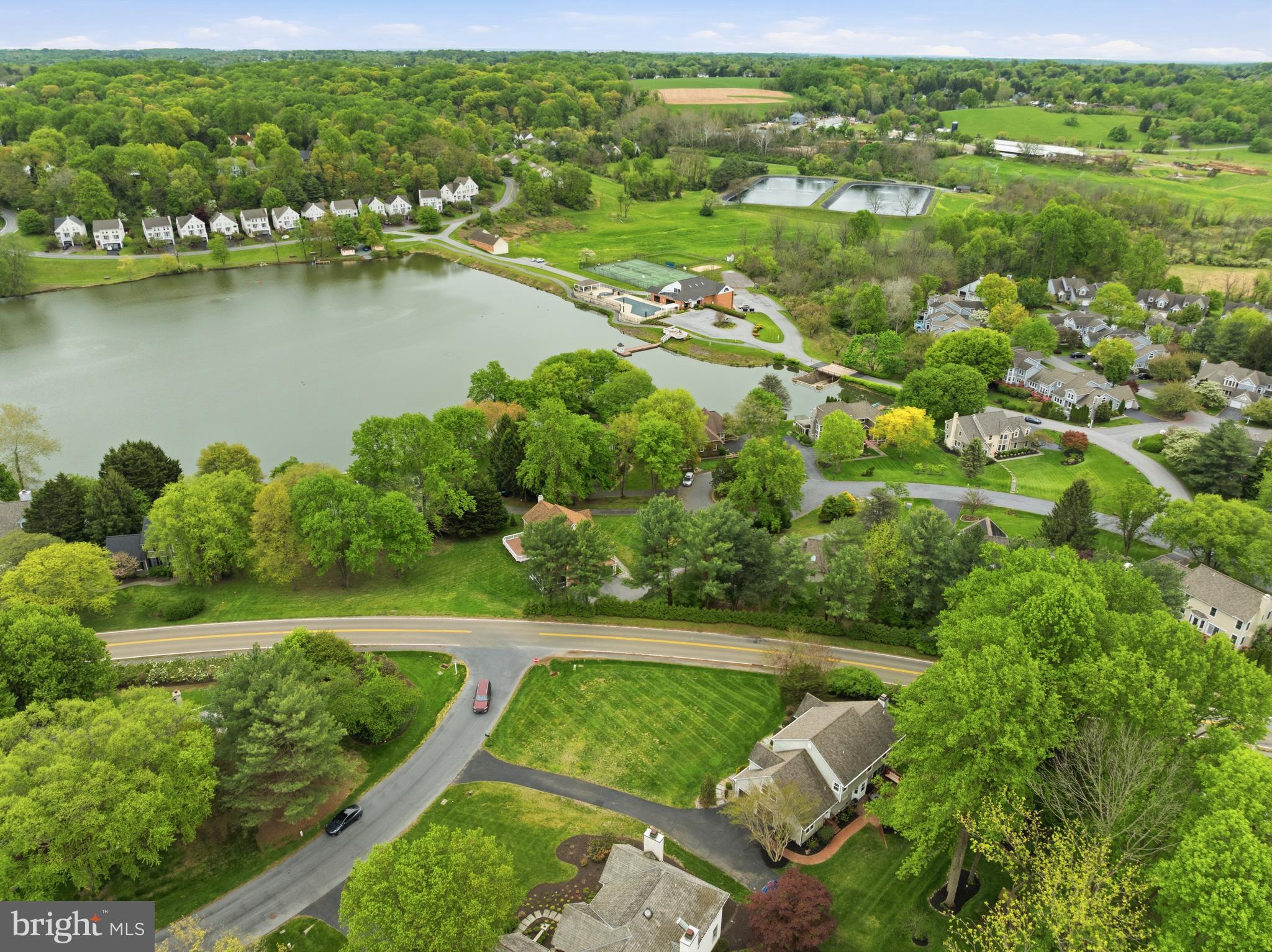 SOMERSET LAKE - Residential