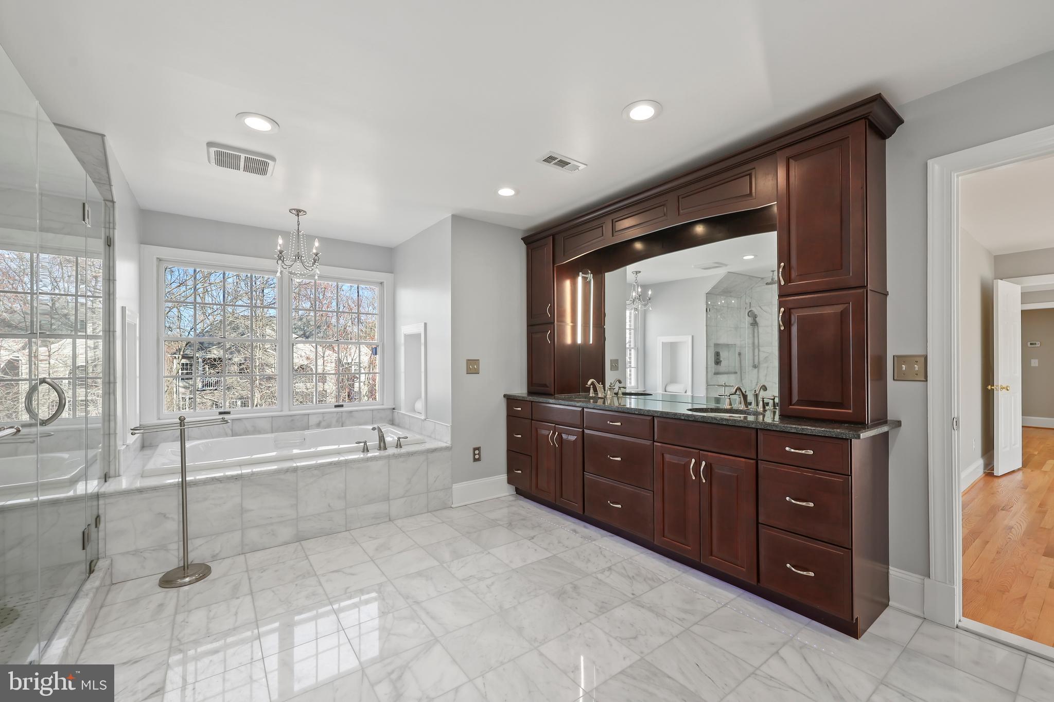 OXFORD - Residential