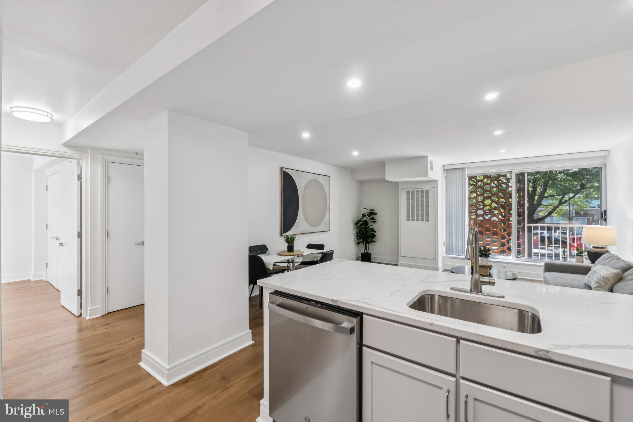 800 4TH STREET SW 121-S