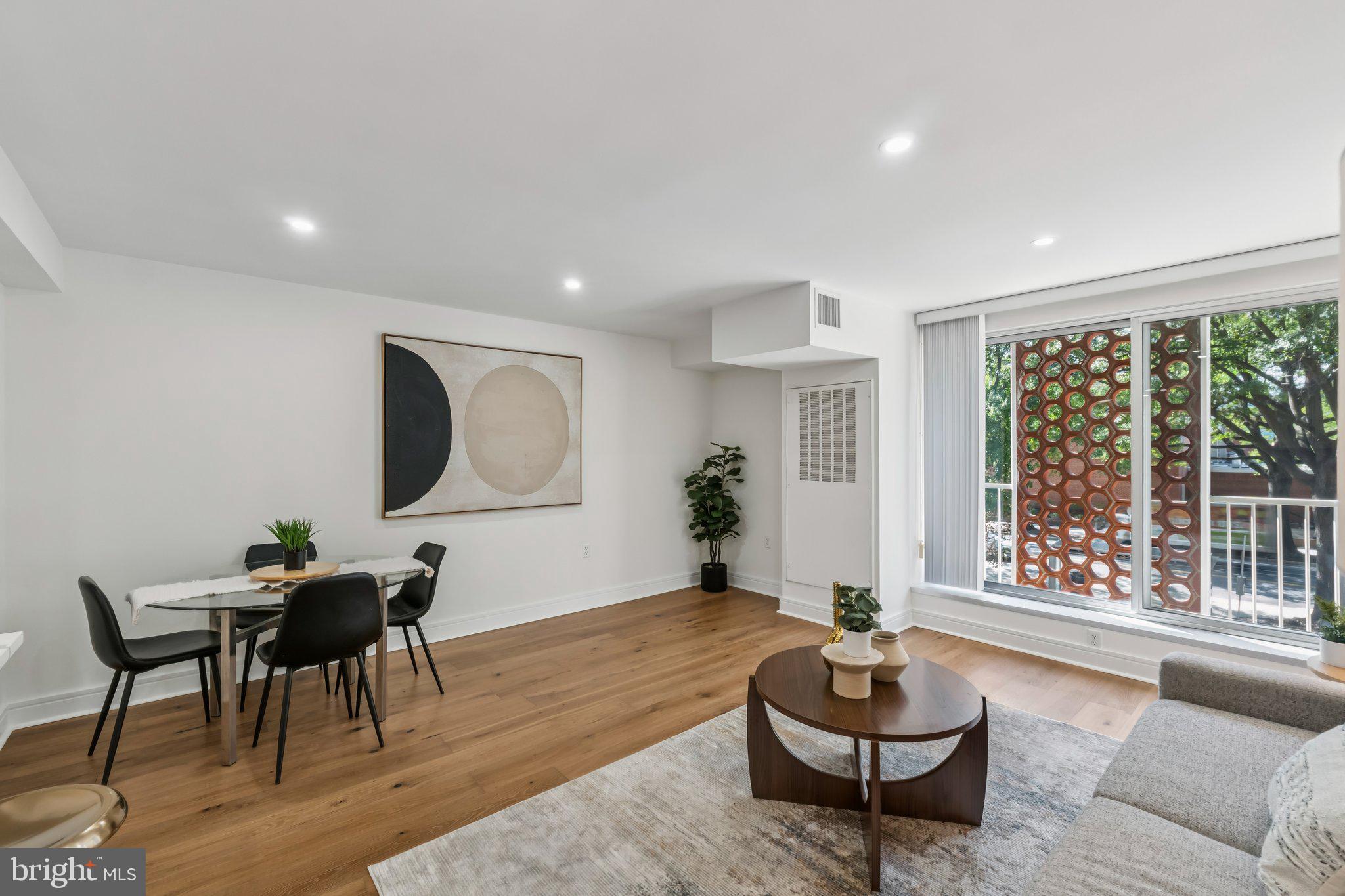 800 4TH STREET SW 121-S