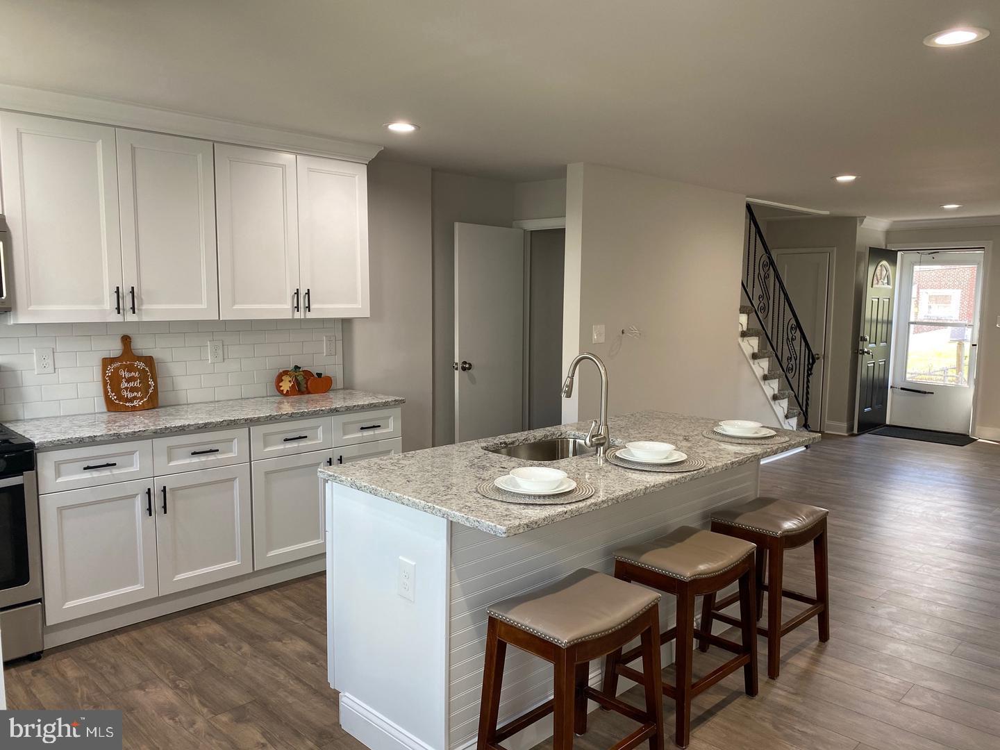 DELMAR VILLAGE - Residential Lease