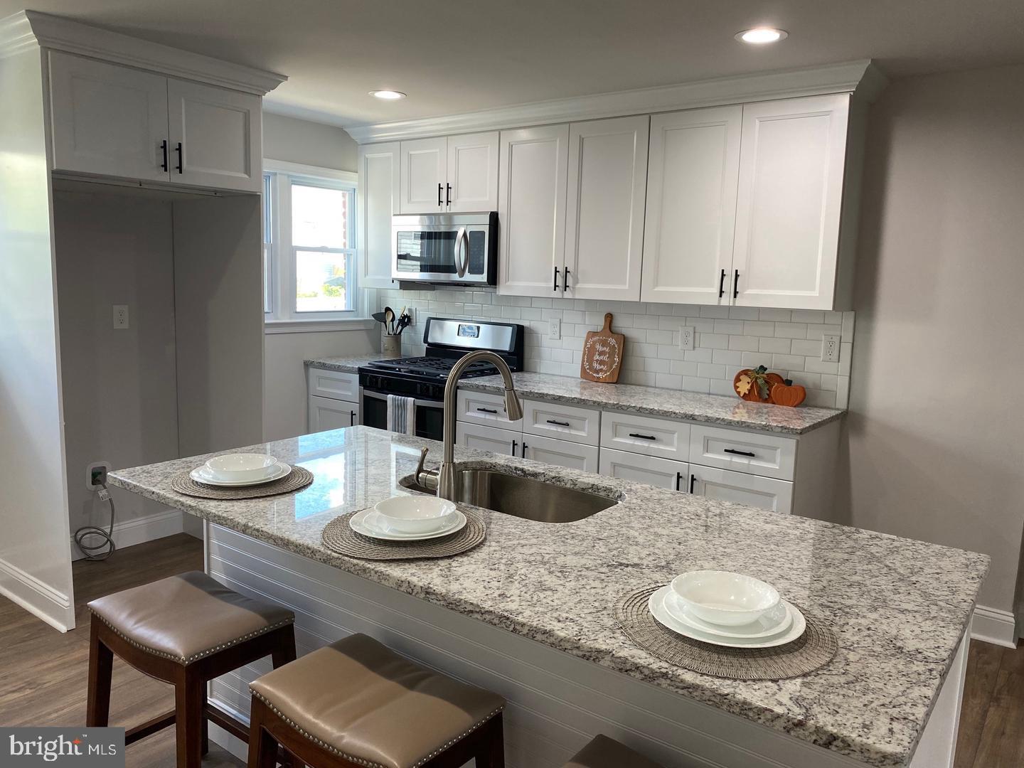 DELMAR VILLAGE - Residential Lease