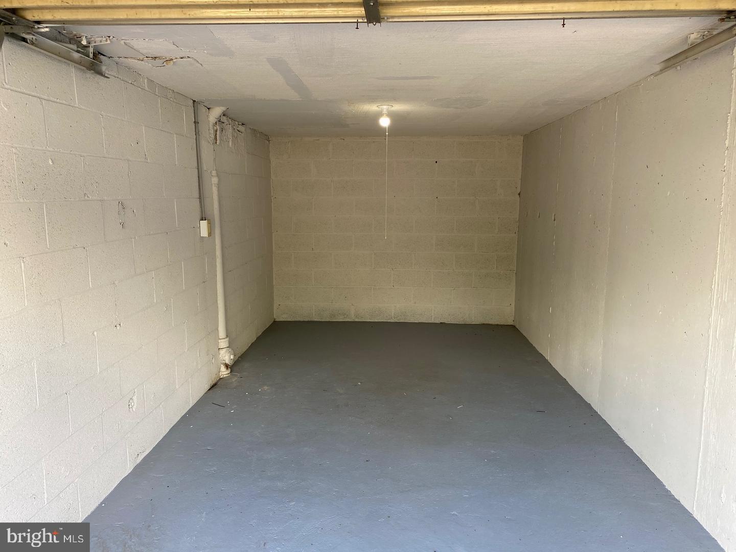 DELMAR VILLAGE - Residential Lease