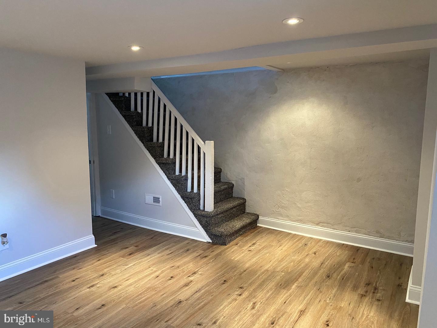 DELMAR VILLAGE - Residential Lease