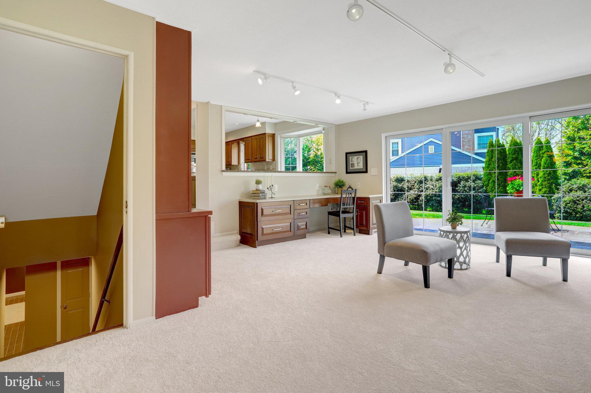 CHAPEL HILL - Residential