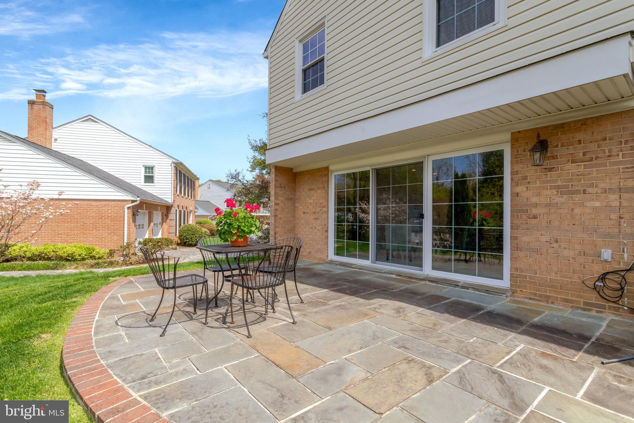 CHAPEL HILL - Residential