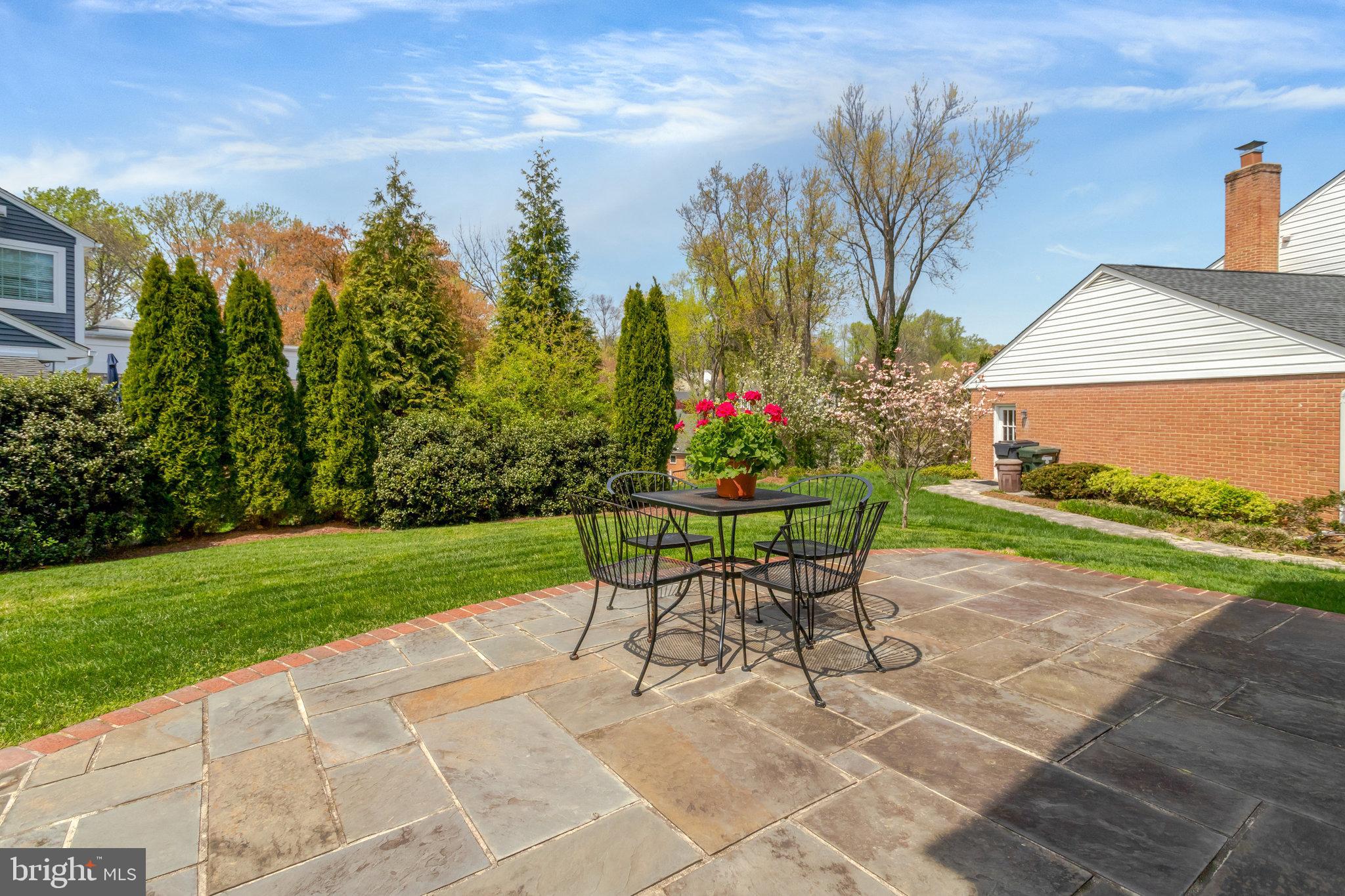 CHAPEL HILL - Residential