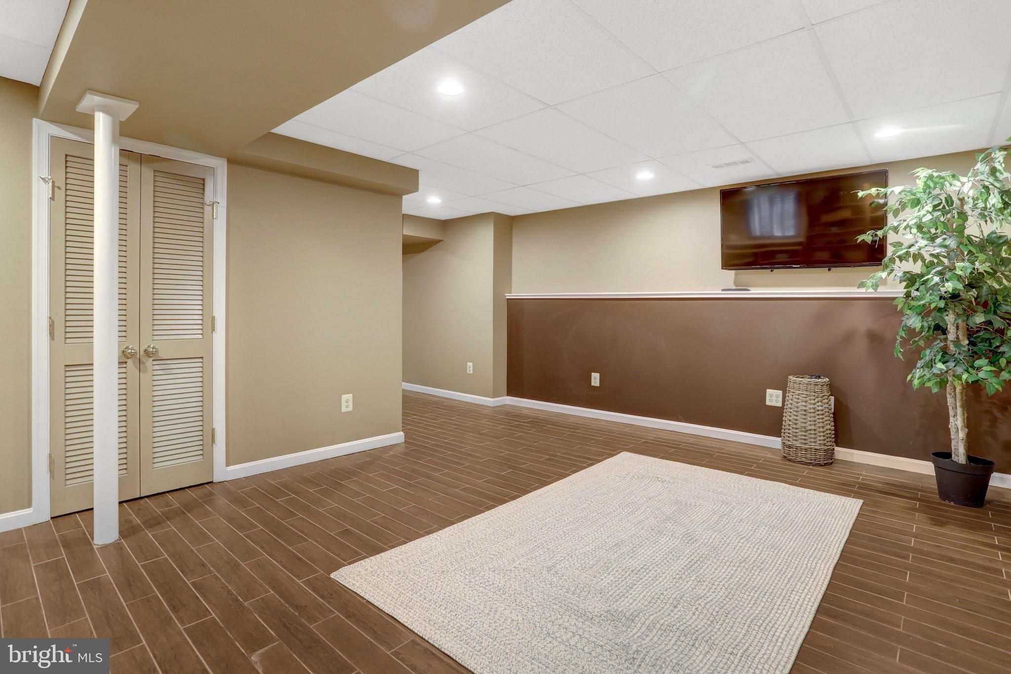 CHAPEL HILL - Residential