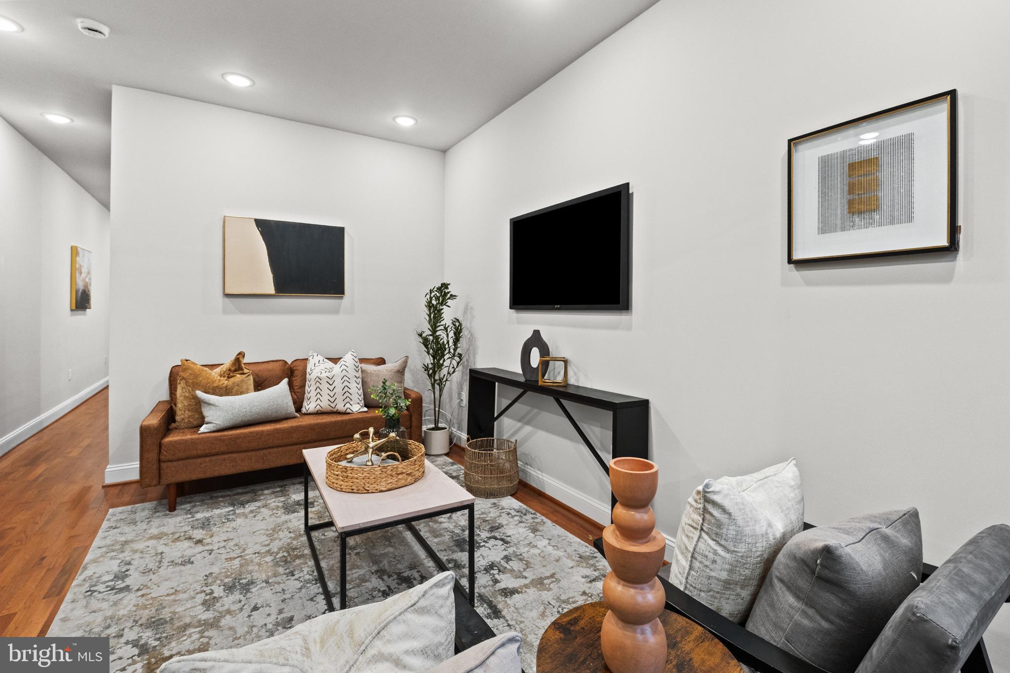 DRUID HILL PARK - Residential