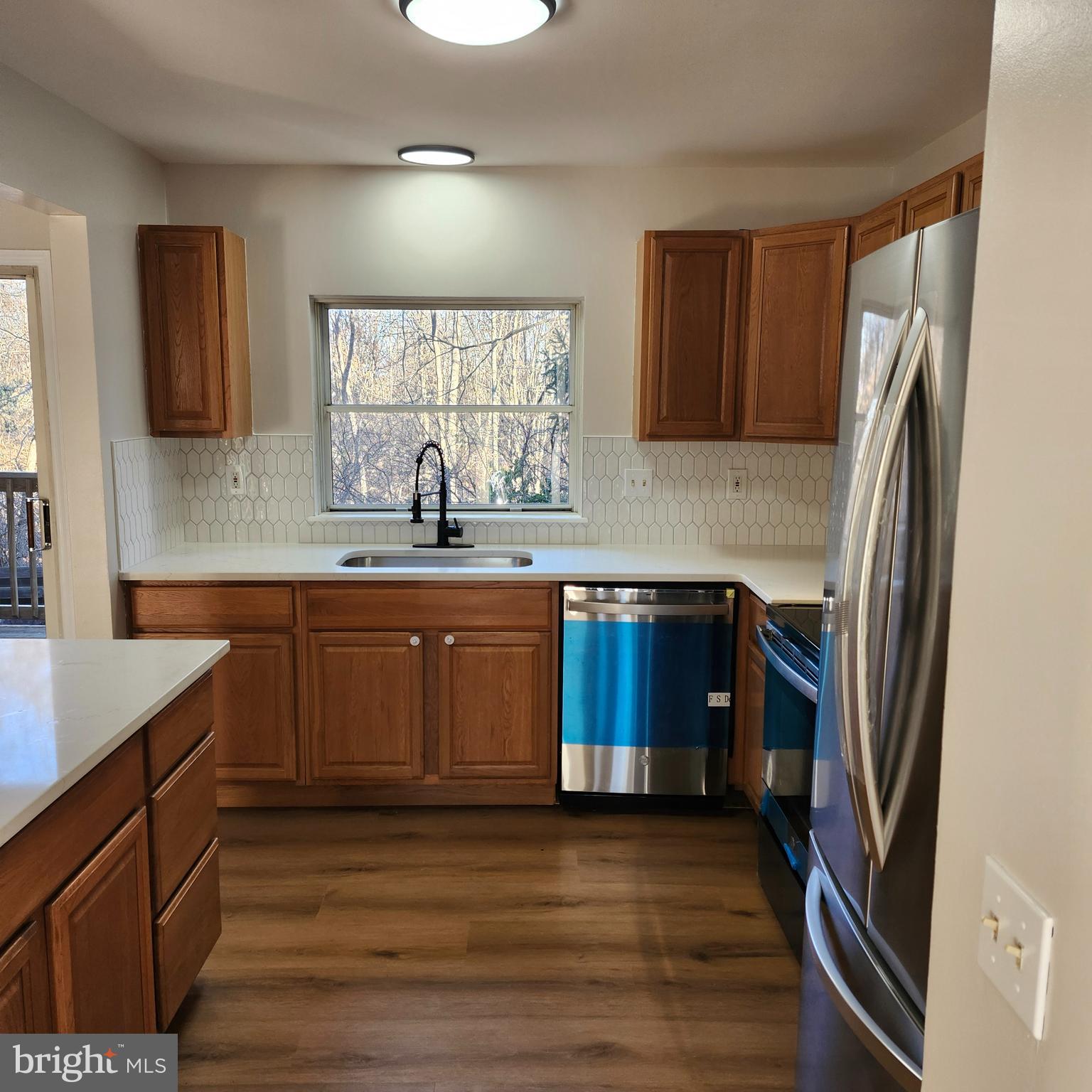 CARROLL PARK MANOR - Residential Lease