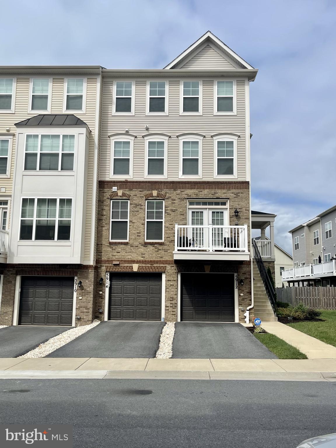 JEFFERSON PLACE - Residential