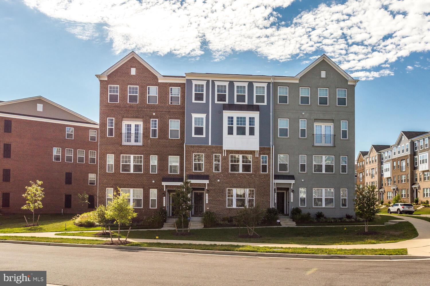 PARKSIDE AT WESTPHALIA - Residential